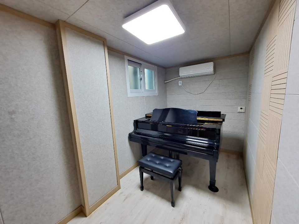 2번째 스튜디오 사진