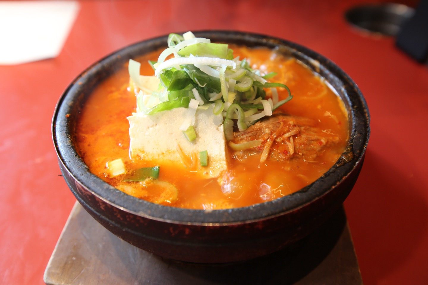 목살 돌 김치찜
