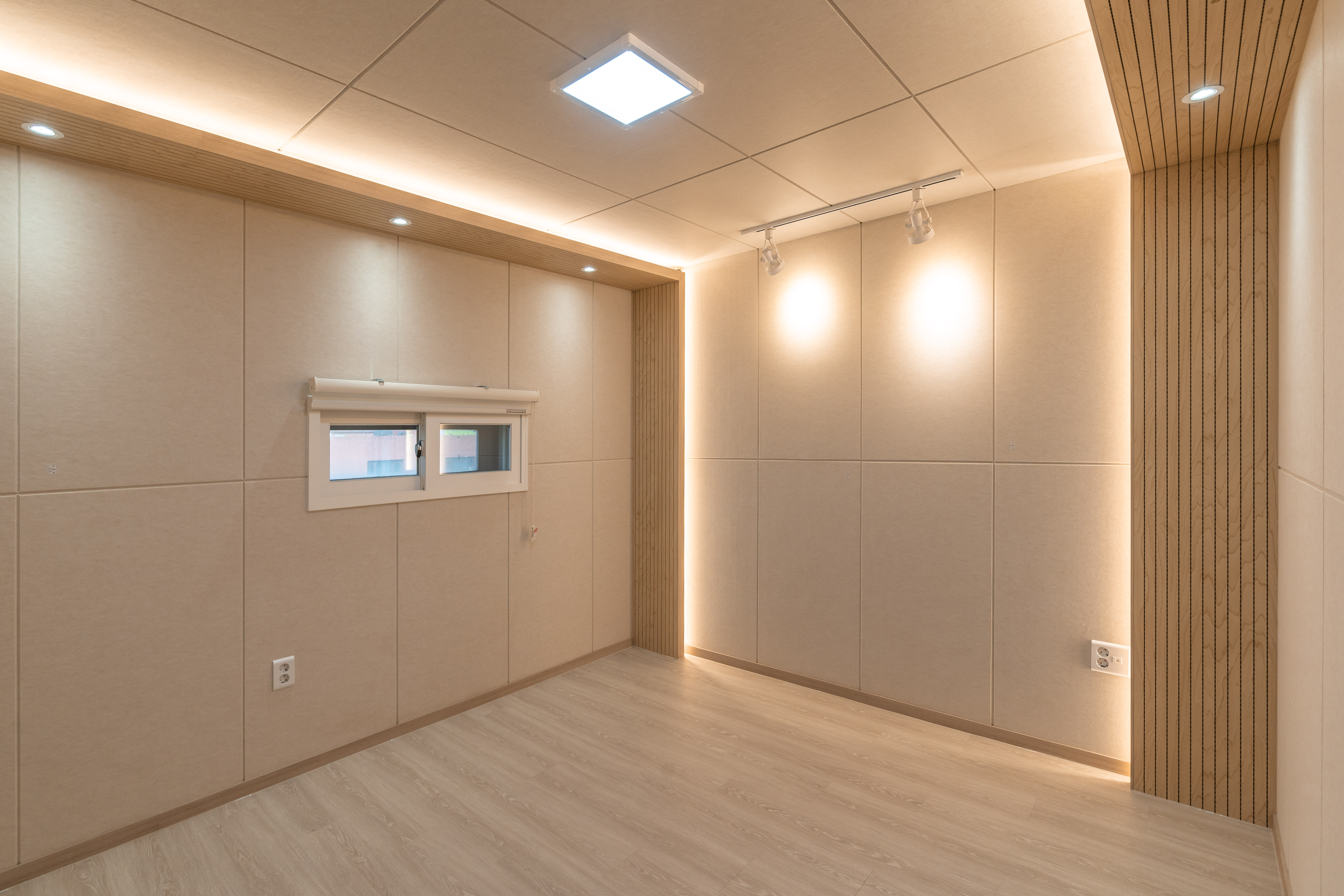 3번째 스튜디오 사진