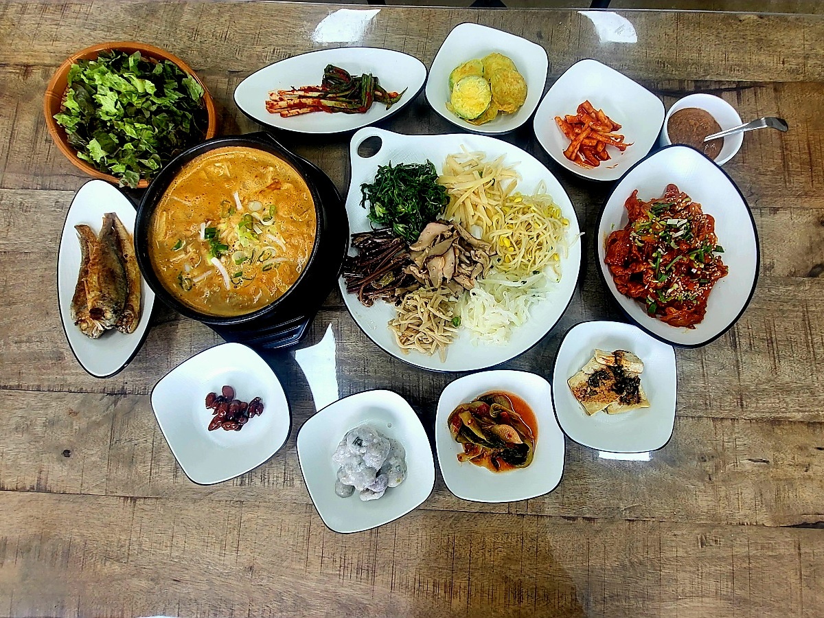 산아래보리밥