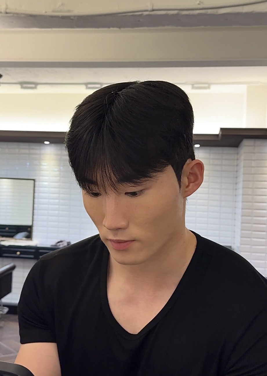 맨드살롱 신촌점