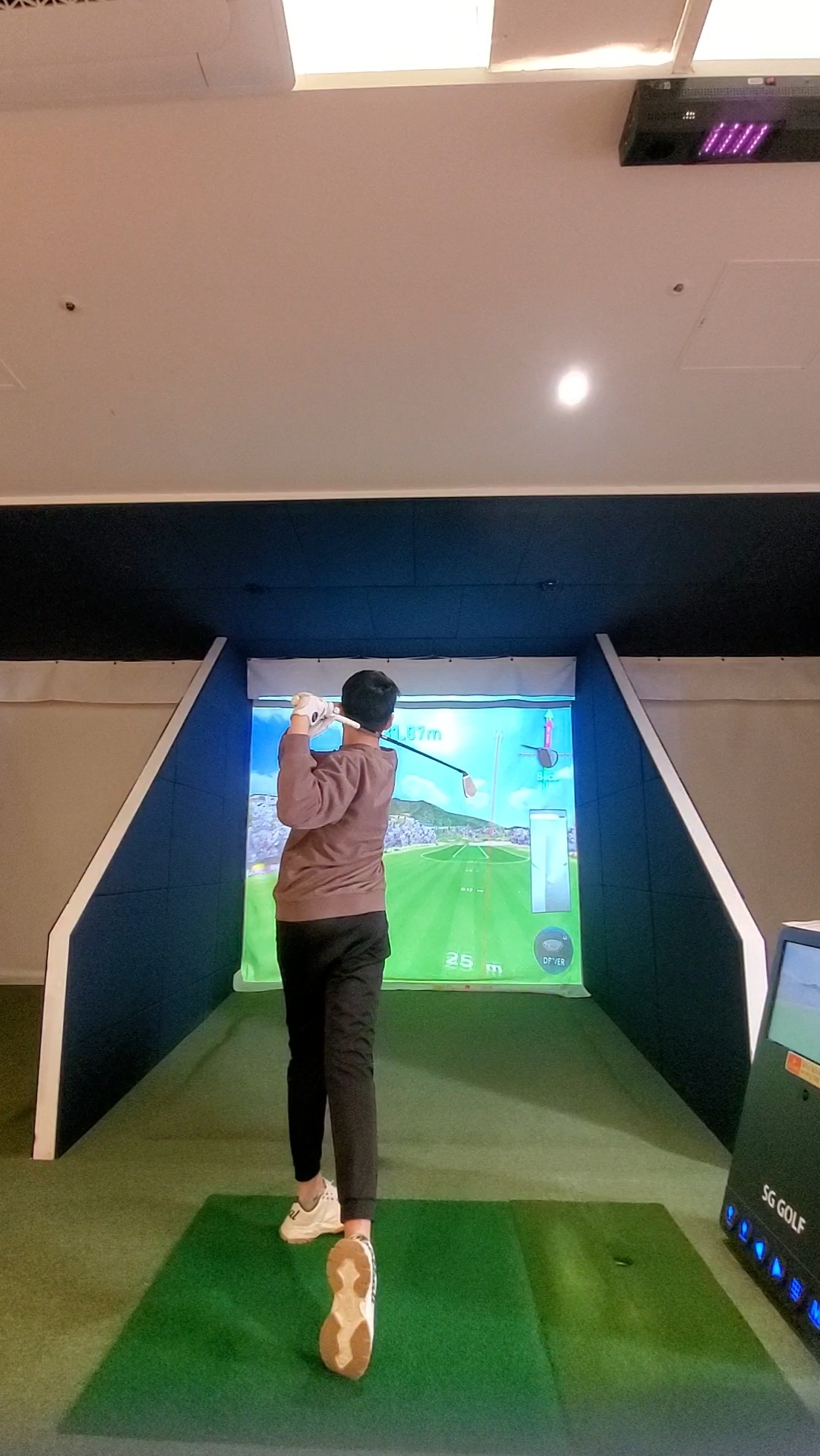 골프연습장 케이스퀘어72 골프레슨 SDR+ 대표 이미지