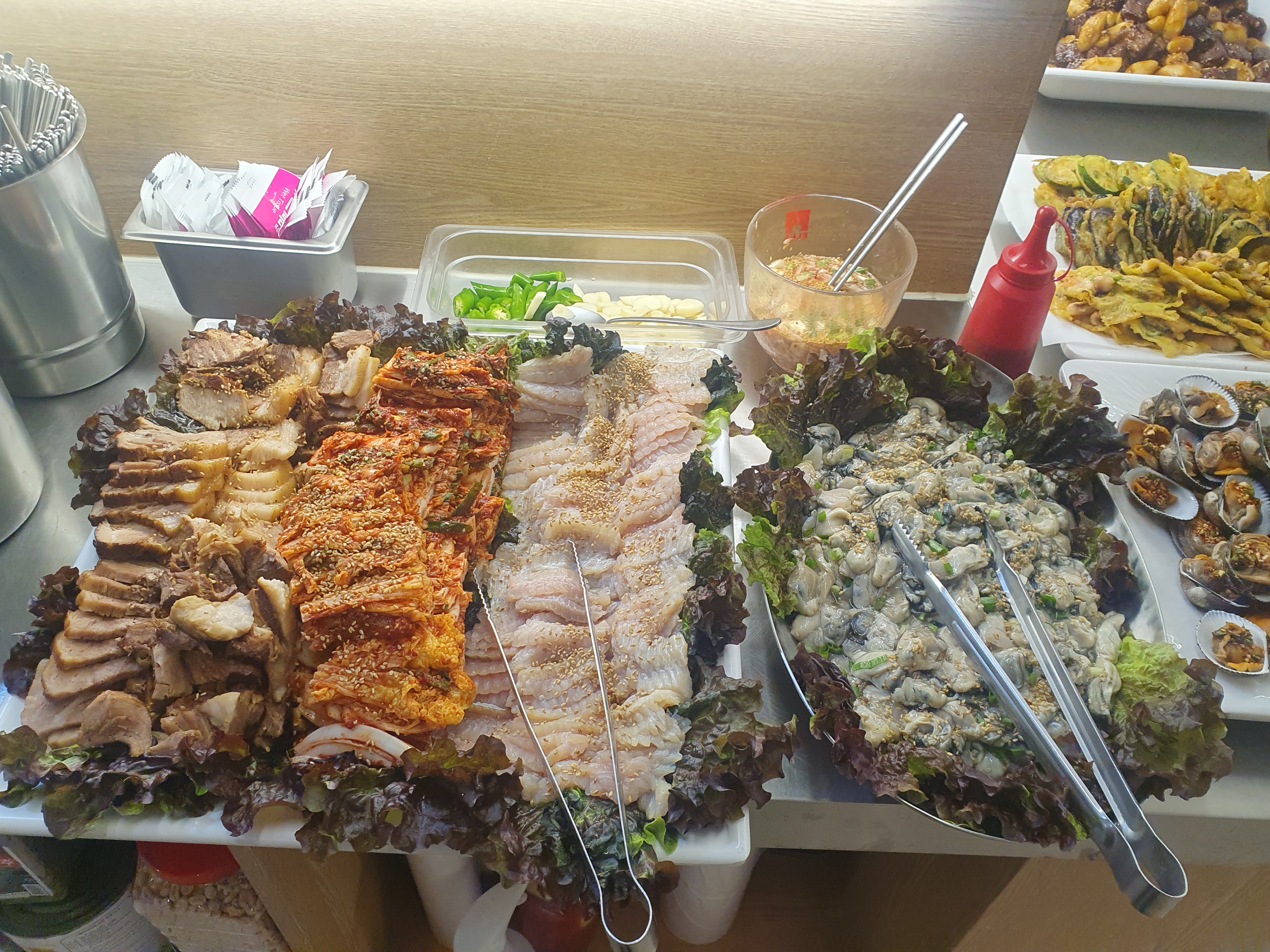 모란역한식뷔페