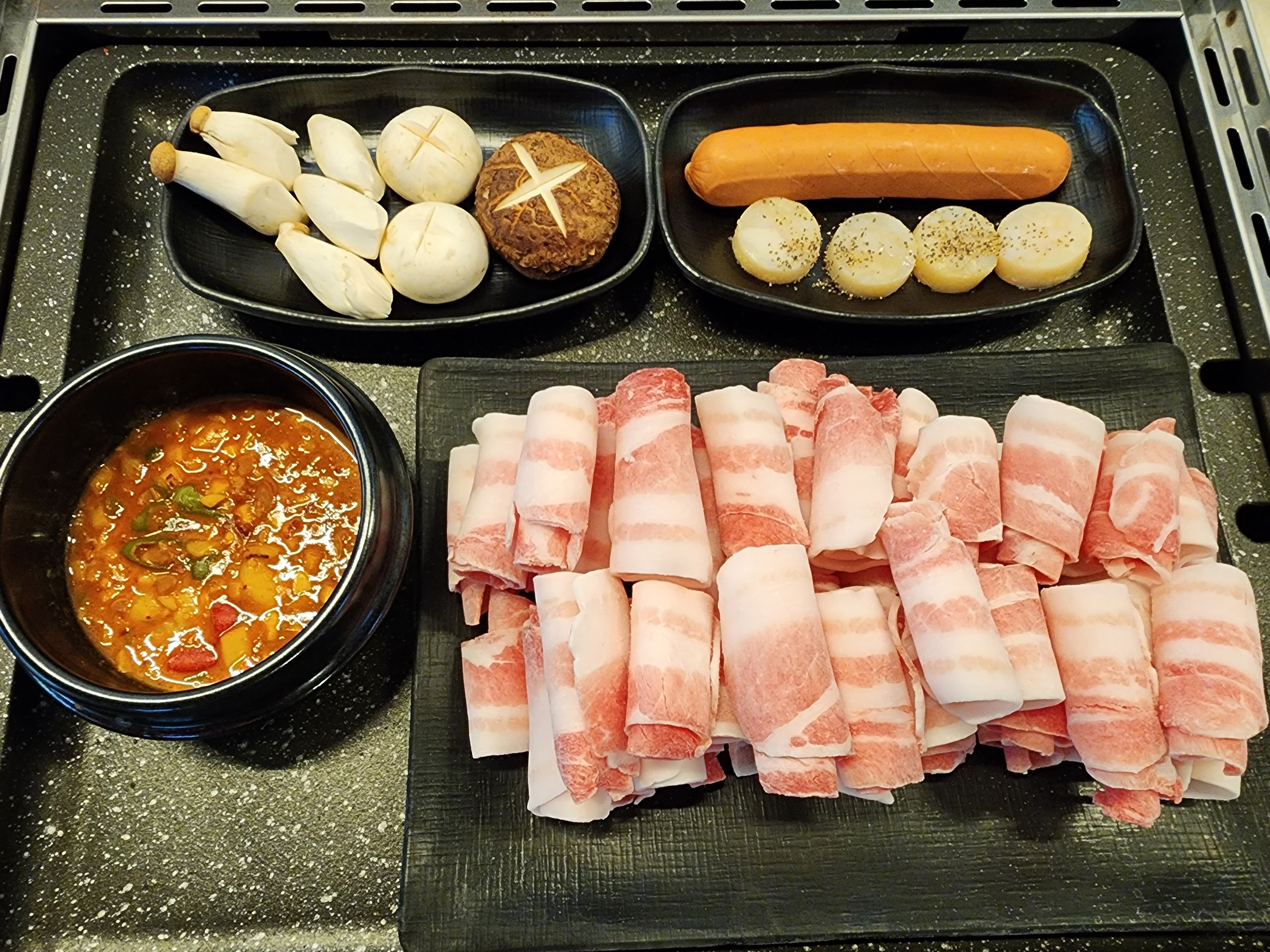 냉삼 대패 삼겹살 대연점