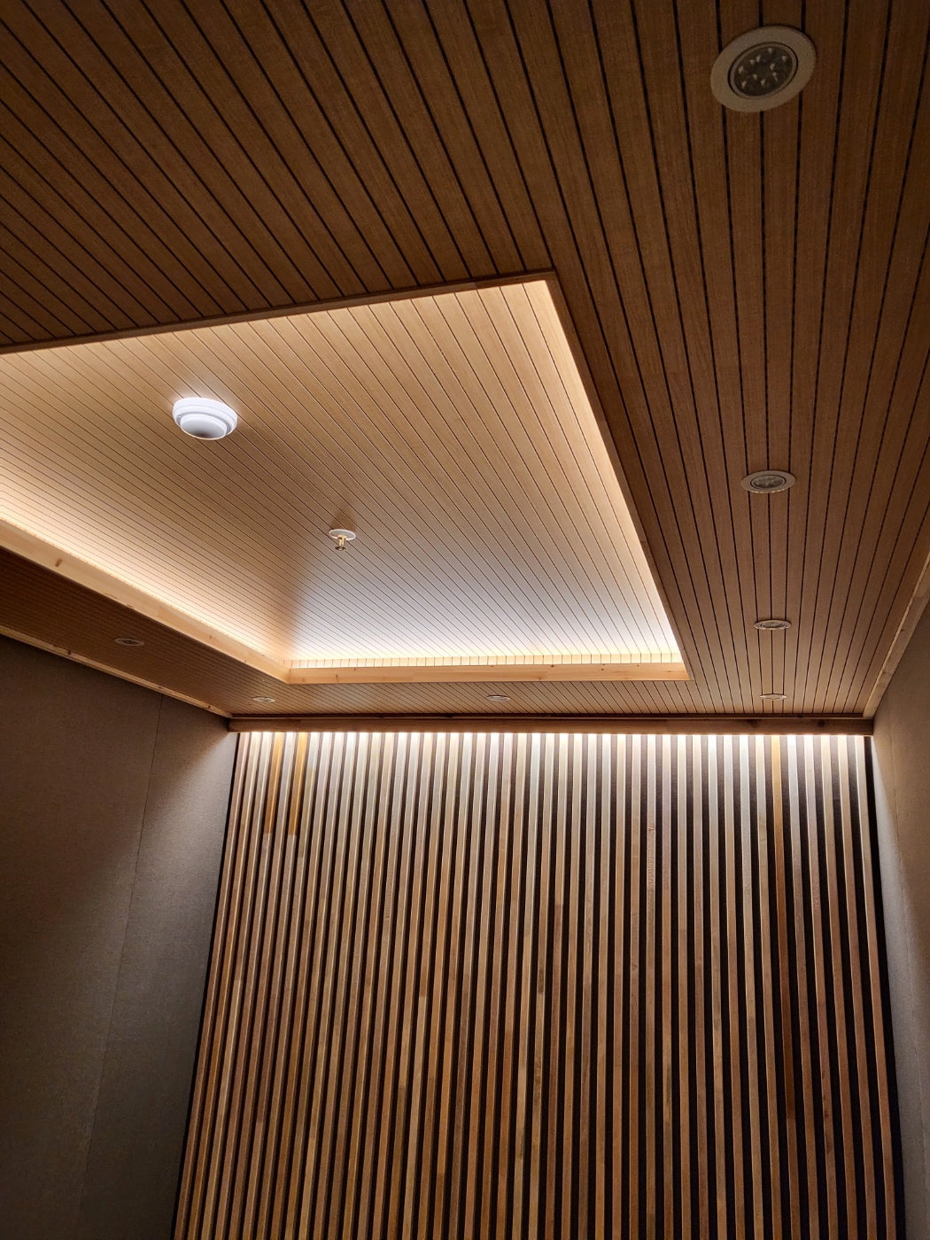 4번째 스튜디오 사진