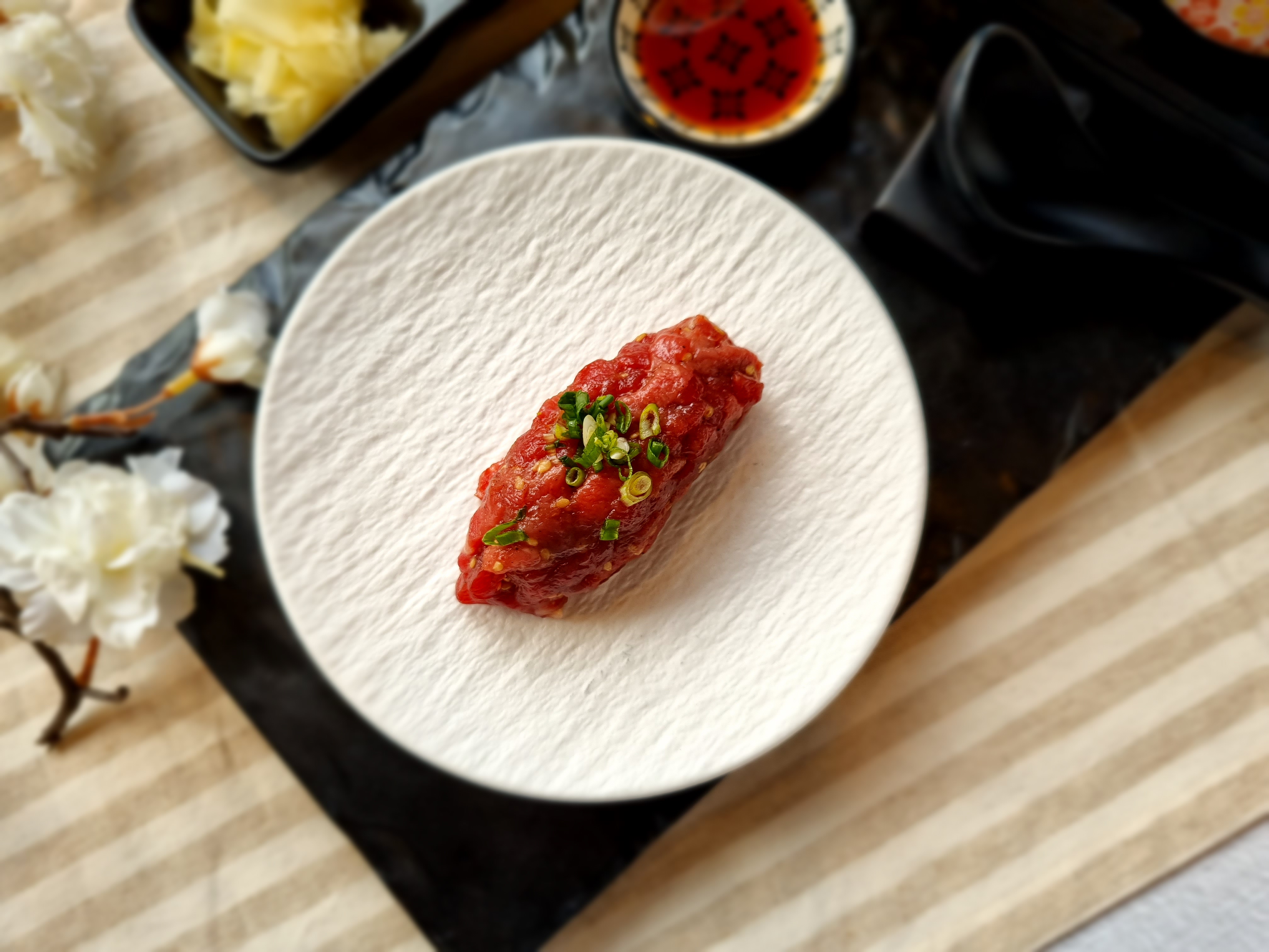 육회초밥