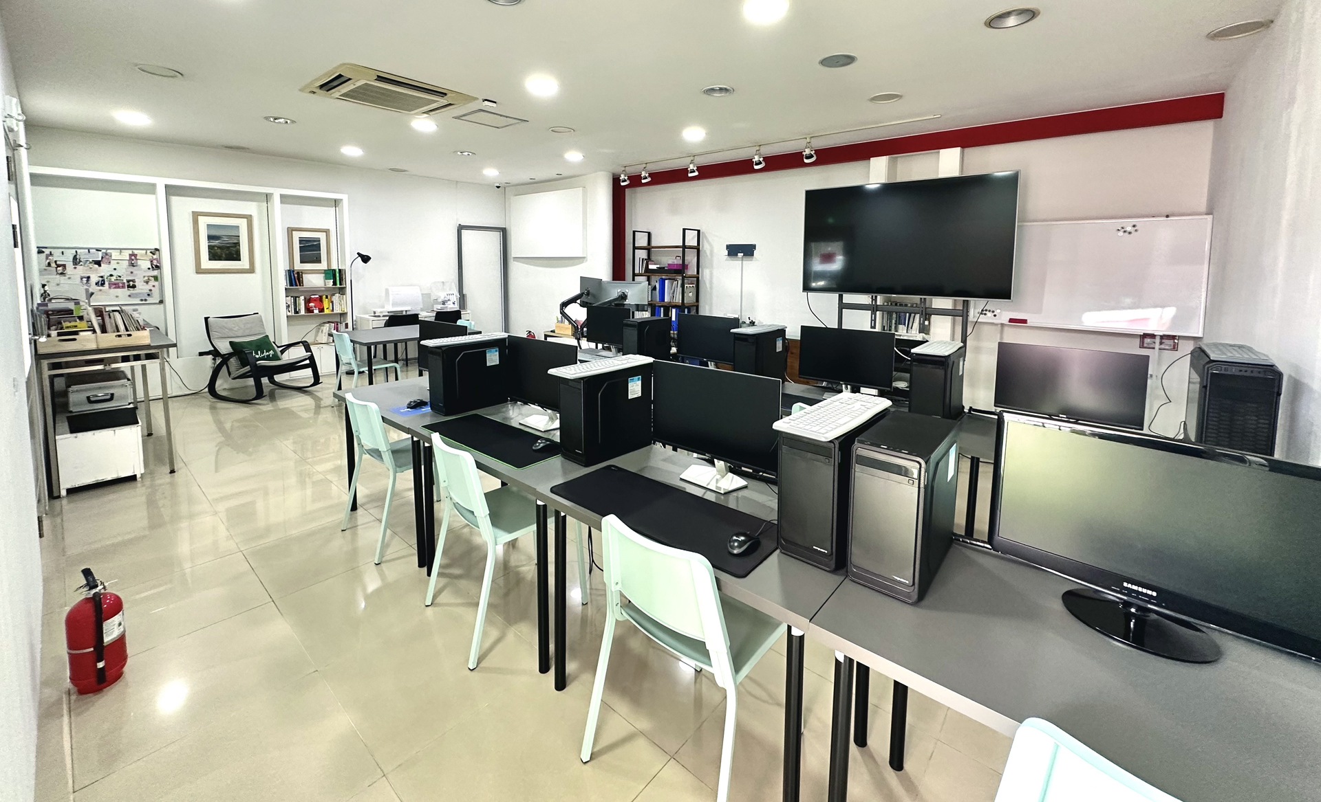 디자인더 아카데미