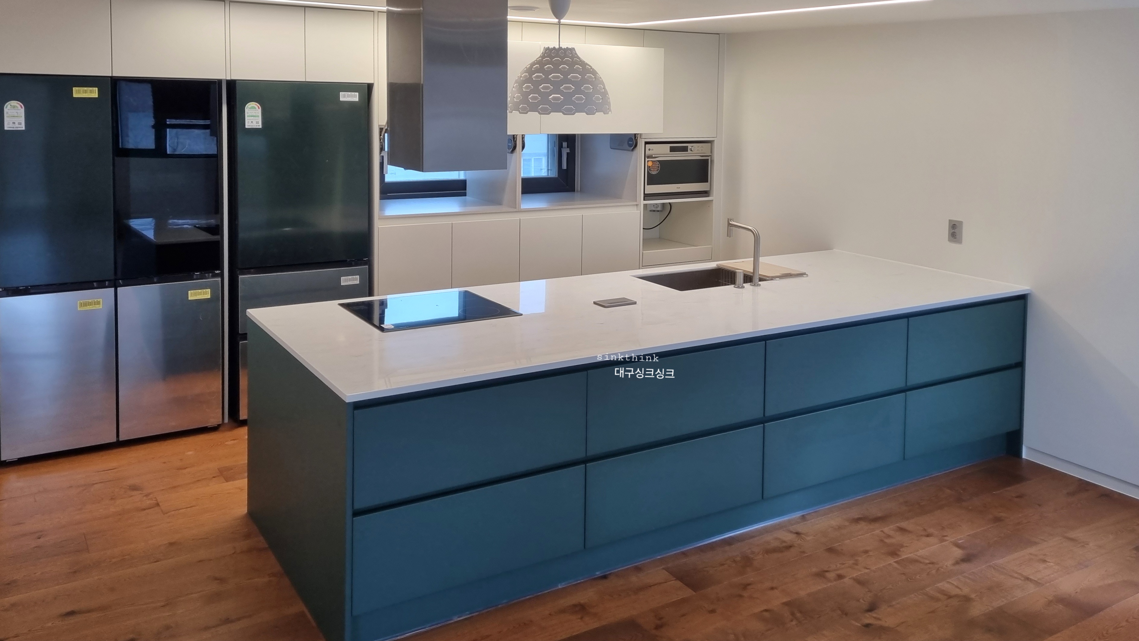 샤론퍼니쳐 대표 이미지