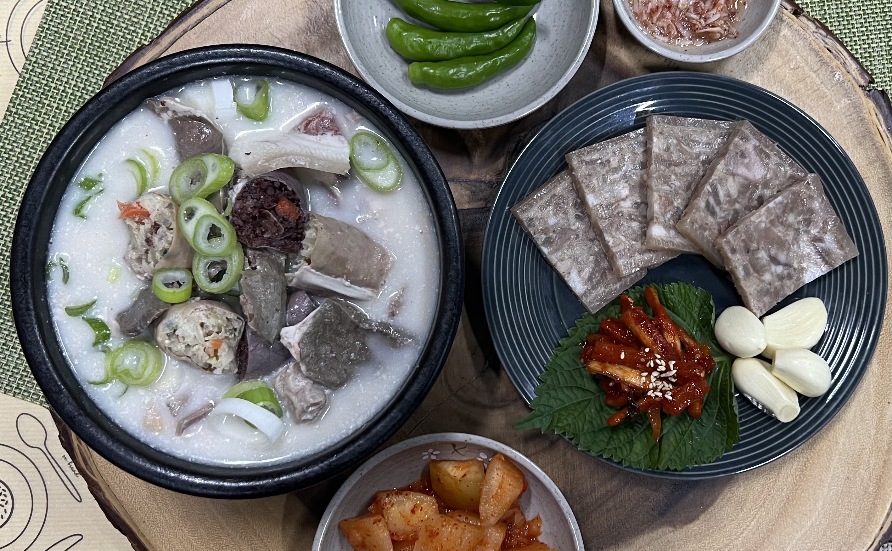 정칠구 백순대&순대국 염창역점