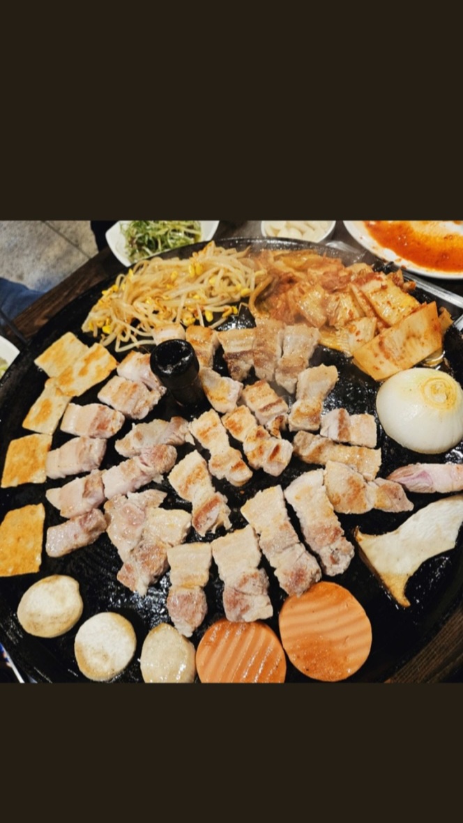 동해솥뚜껑삼겹살