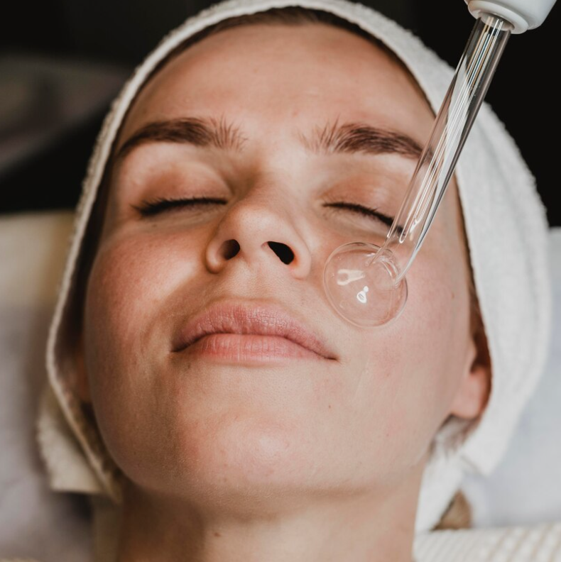 예쁘미 스킨앤두피&팔자주름&지방분해&다이어트&복부지방 대표 이미지