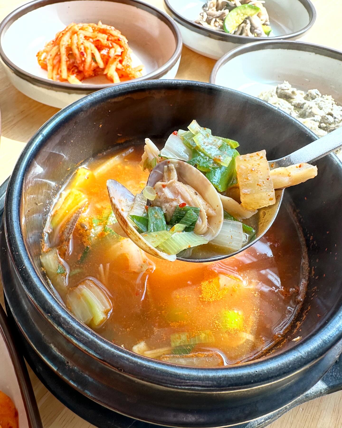 옛뜰칼국수묵밥전문점