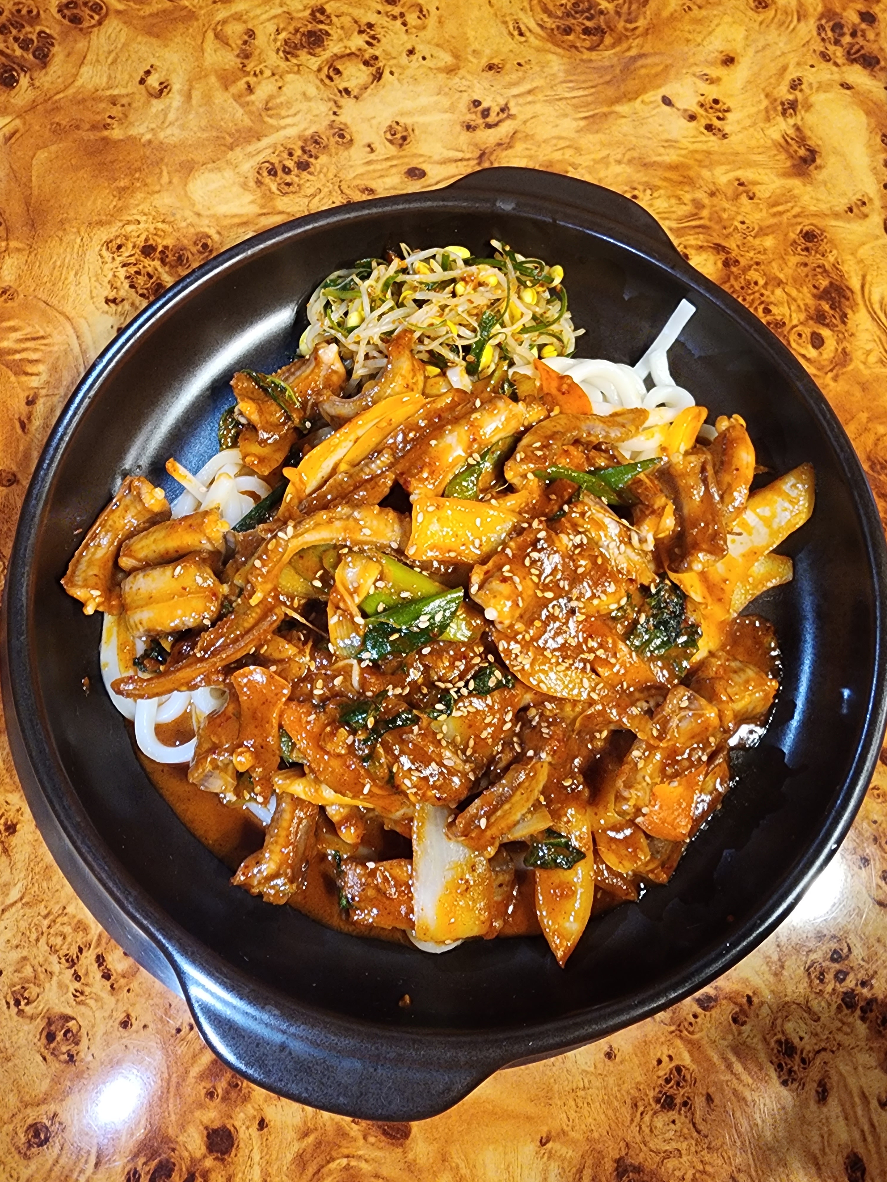전통숯불꼼장어