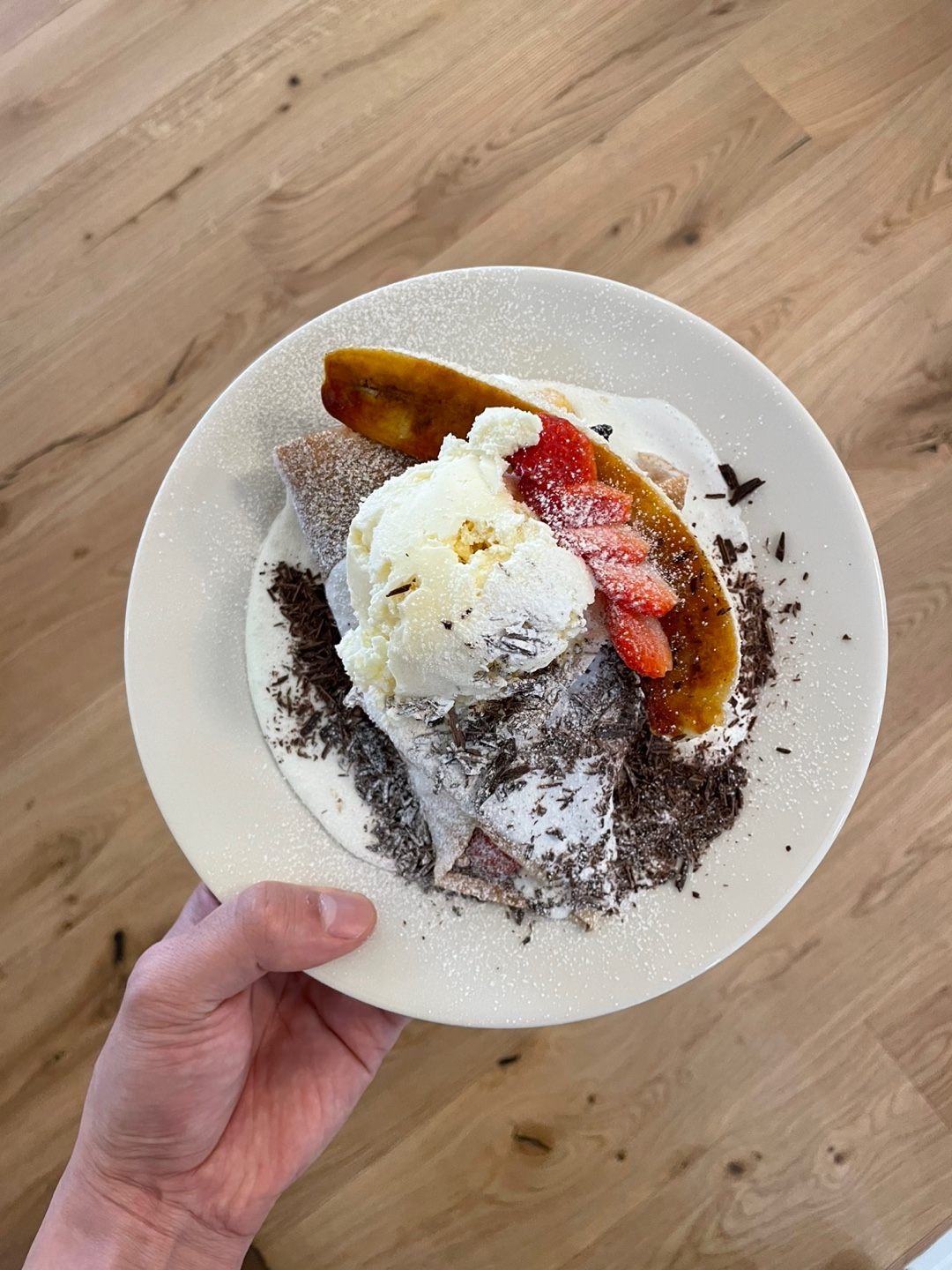 크레페보이 대표 이미지 - 맛있는 크레페와 실내