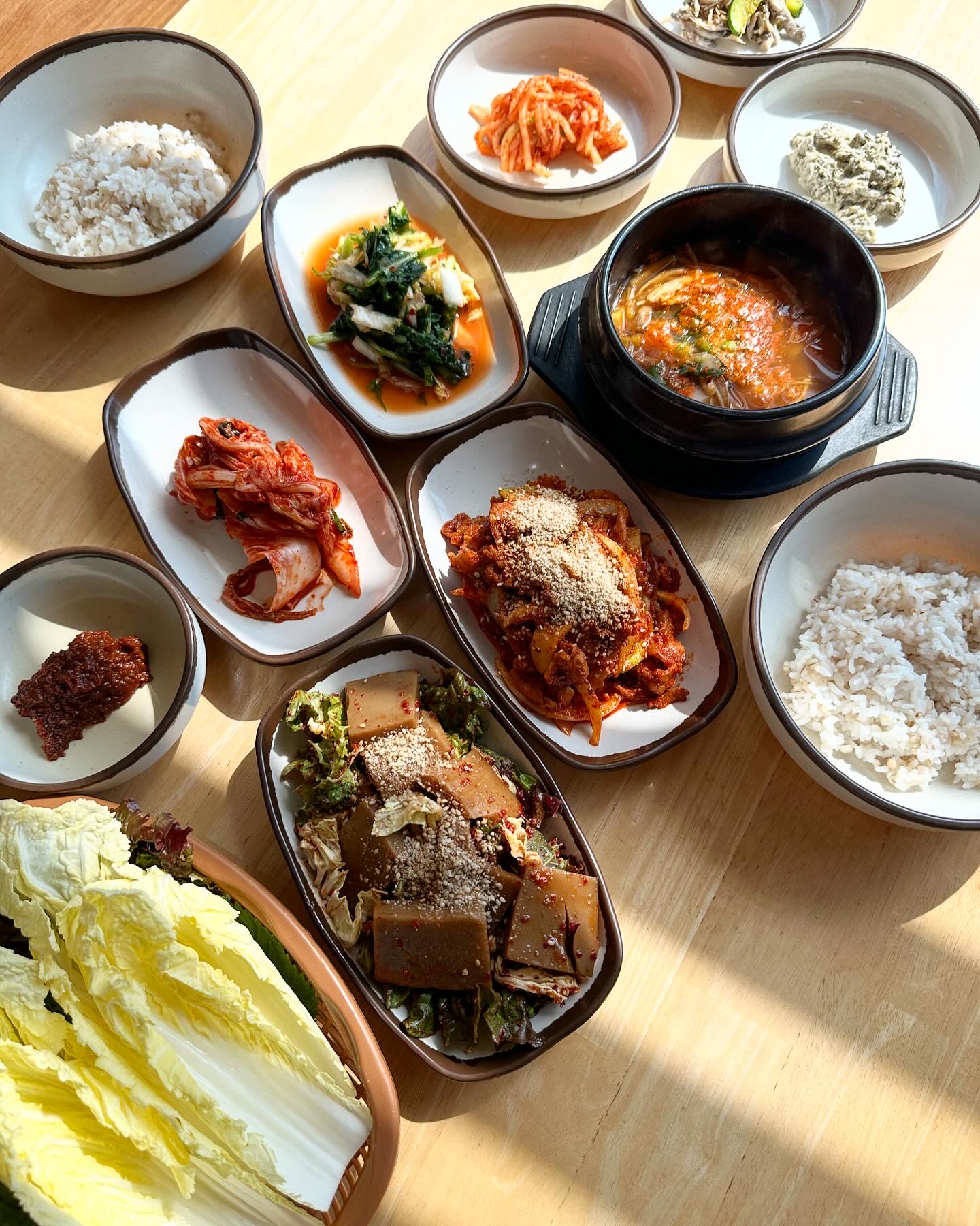 옛뜰칼국수묵밥전문점