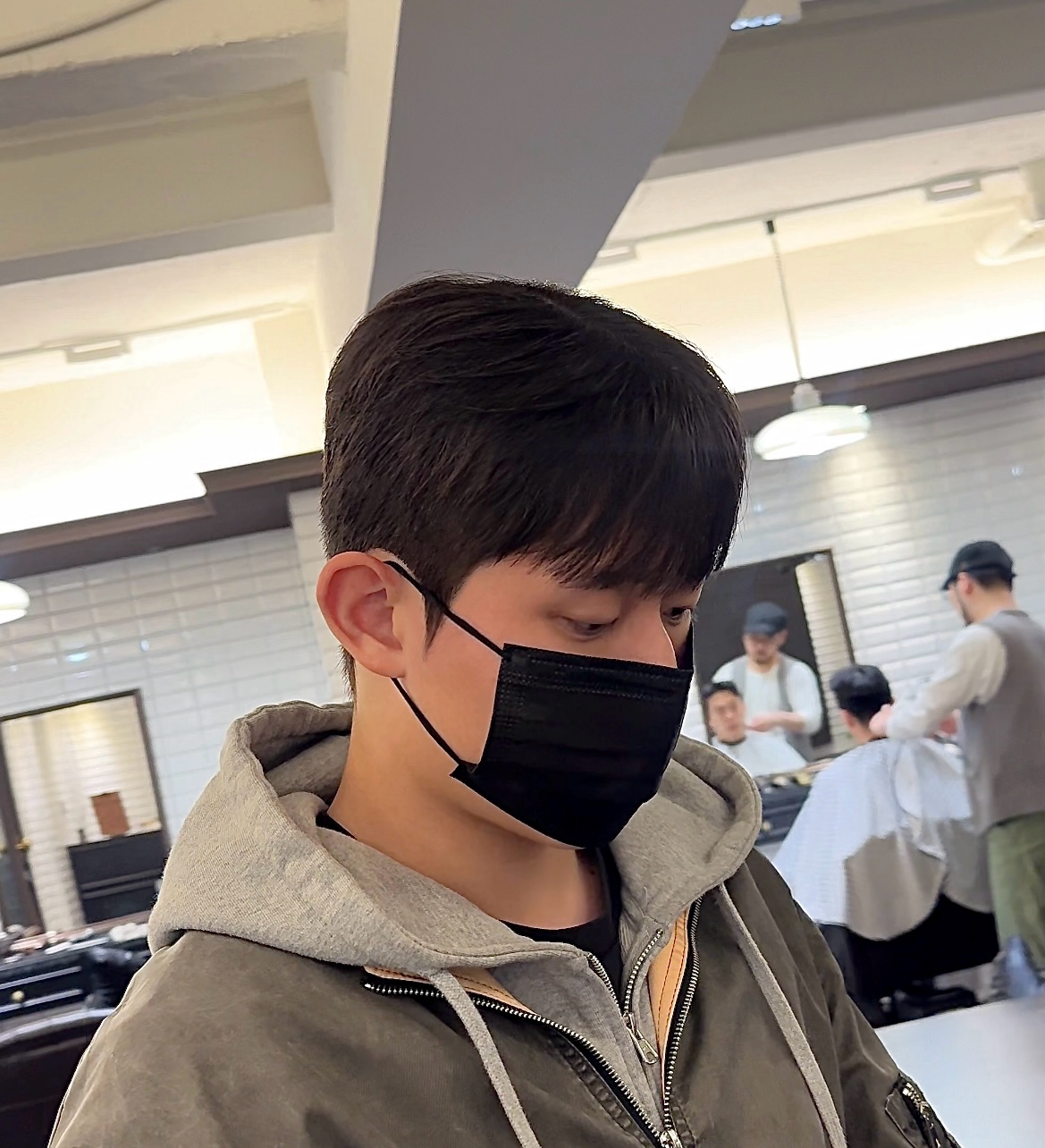 맨드살롱 신촌점