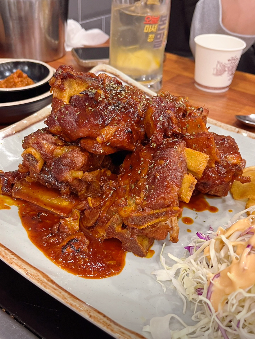 본말감자탕 신정네거리역점