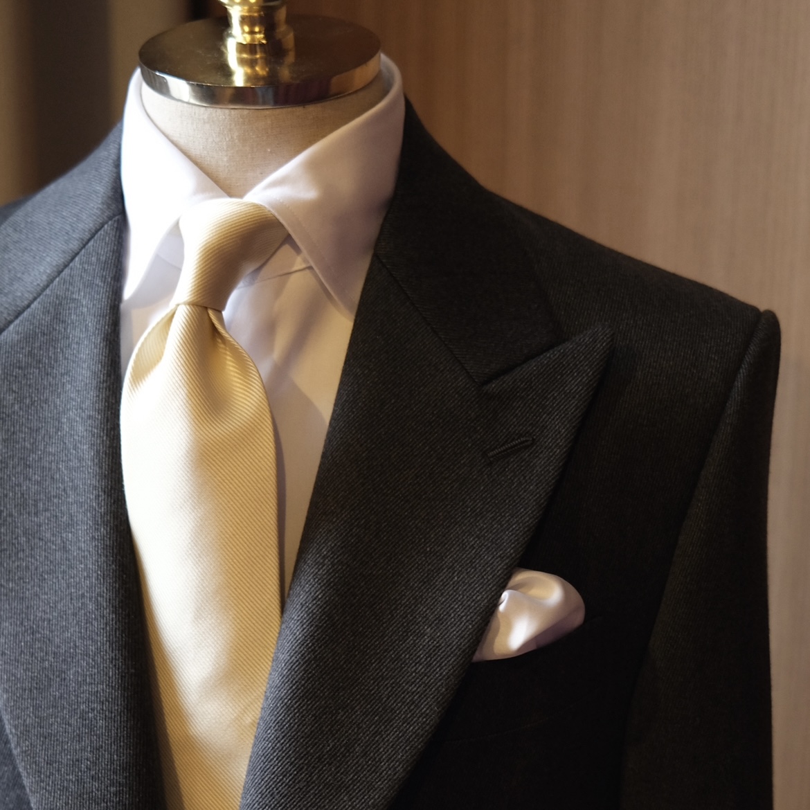 발로 테일러 대표 이미지