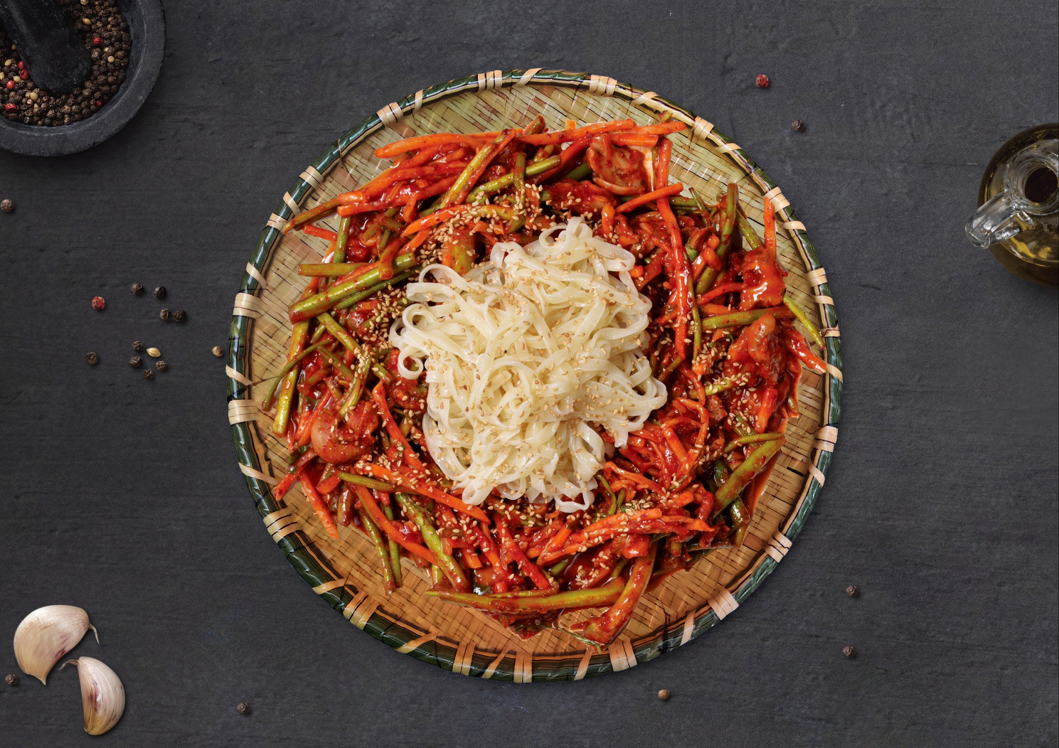 골뱅이비빔칼국수