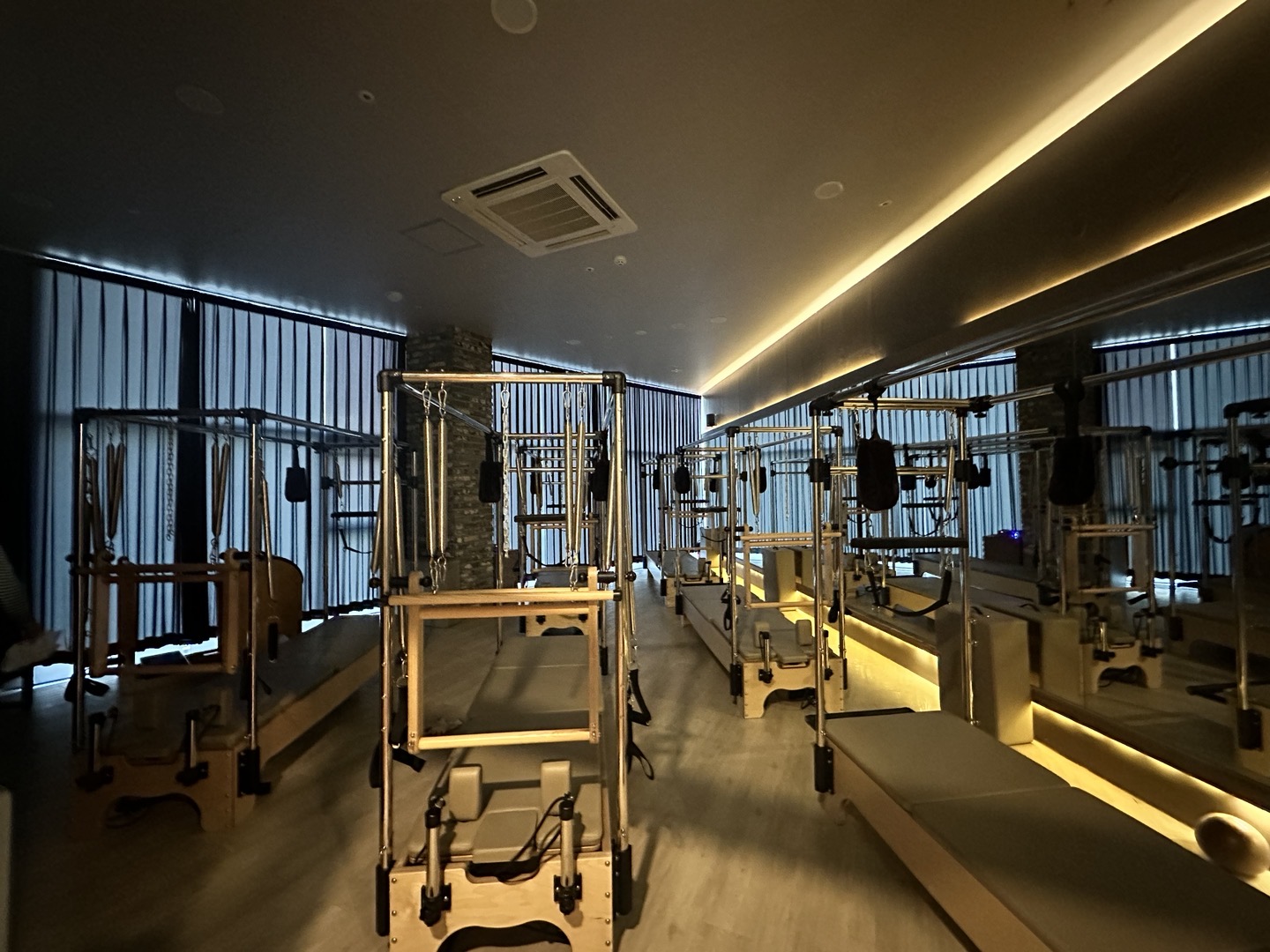 스튜디오 아쉬람 대표 이미지