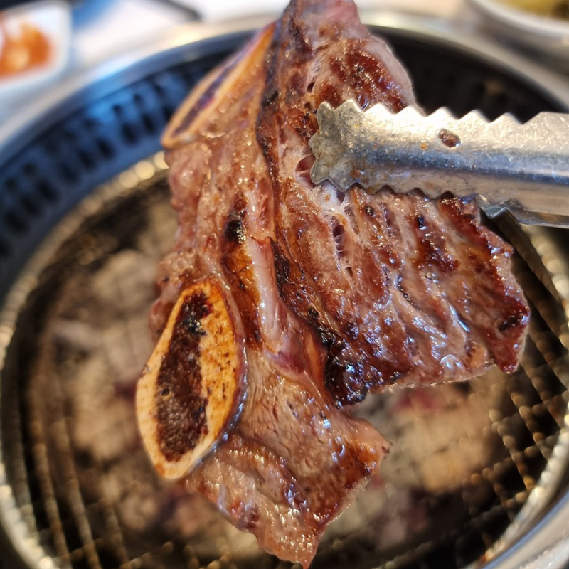 살살녹소 방학점 내부 또는 관련 모습