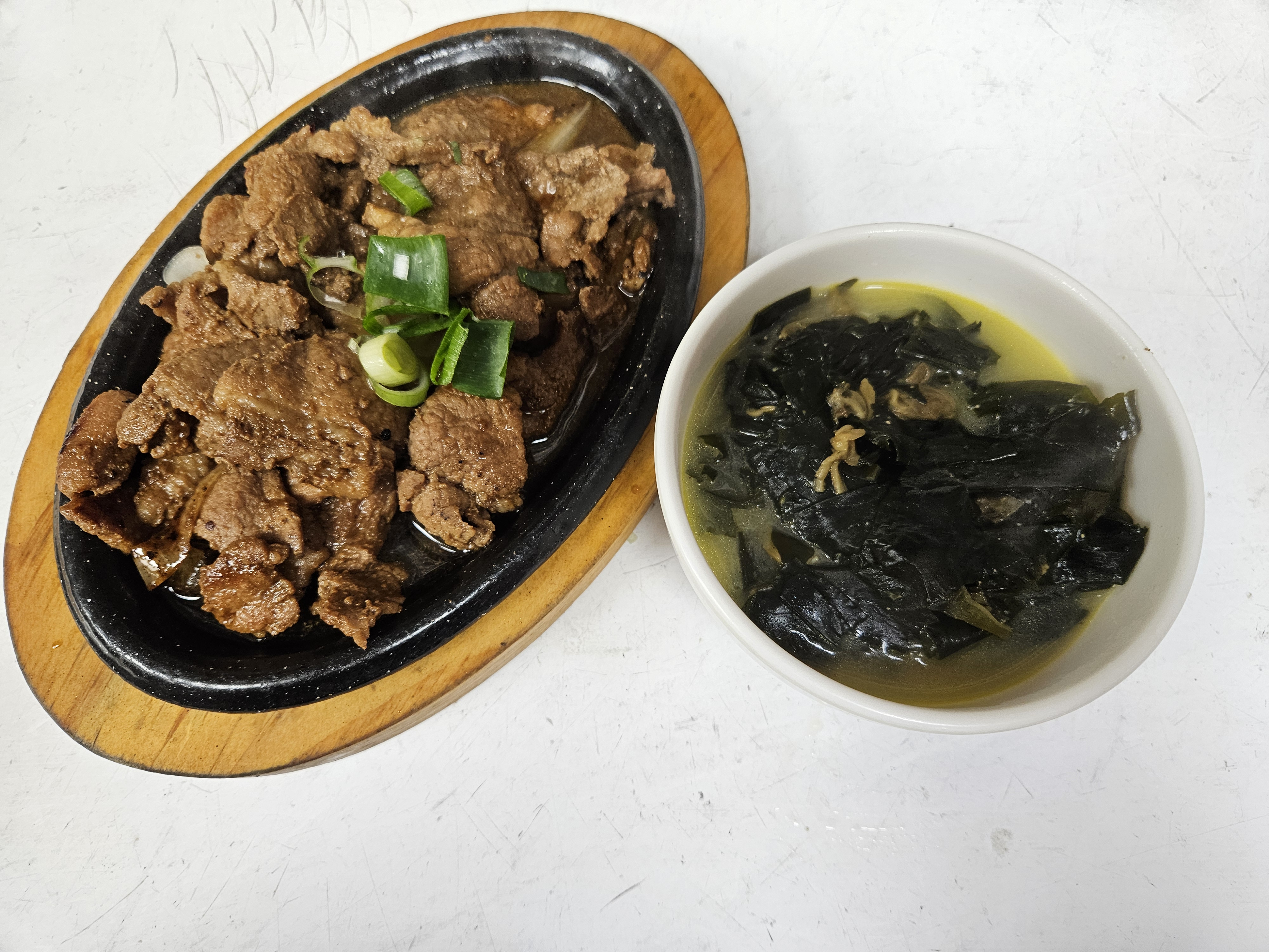 기보감삼계탕앤호호미역