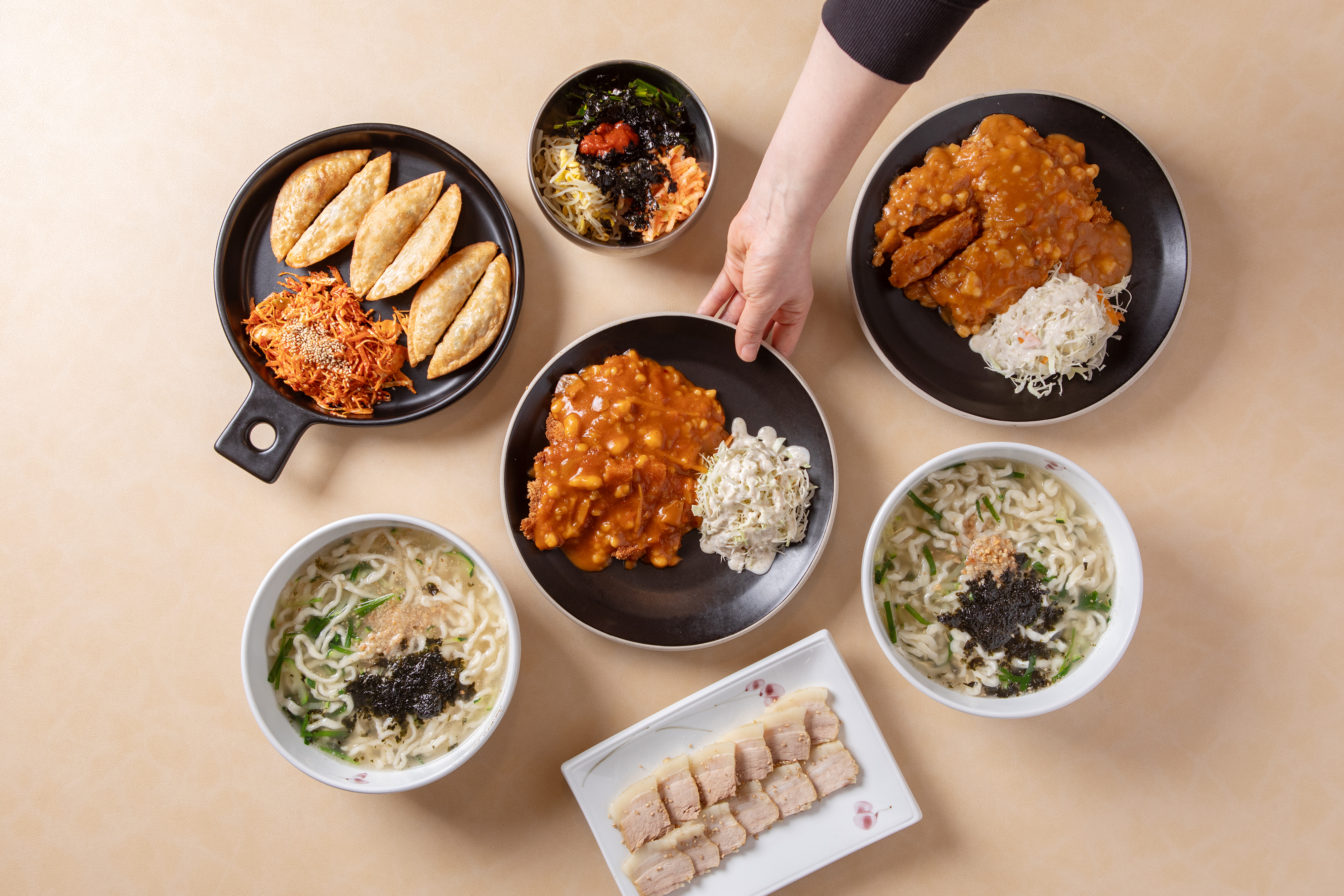 느티나무칼국수&돈까스 봉덕동 본점