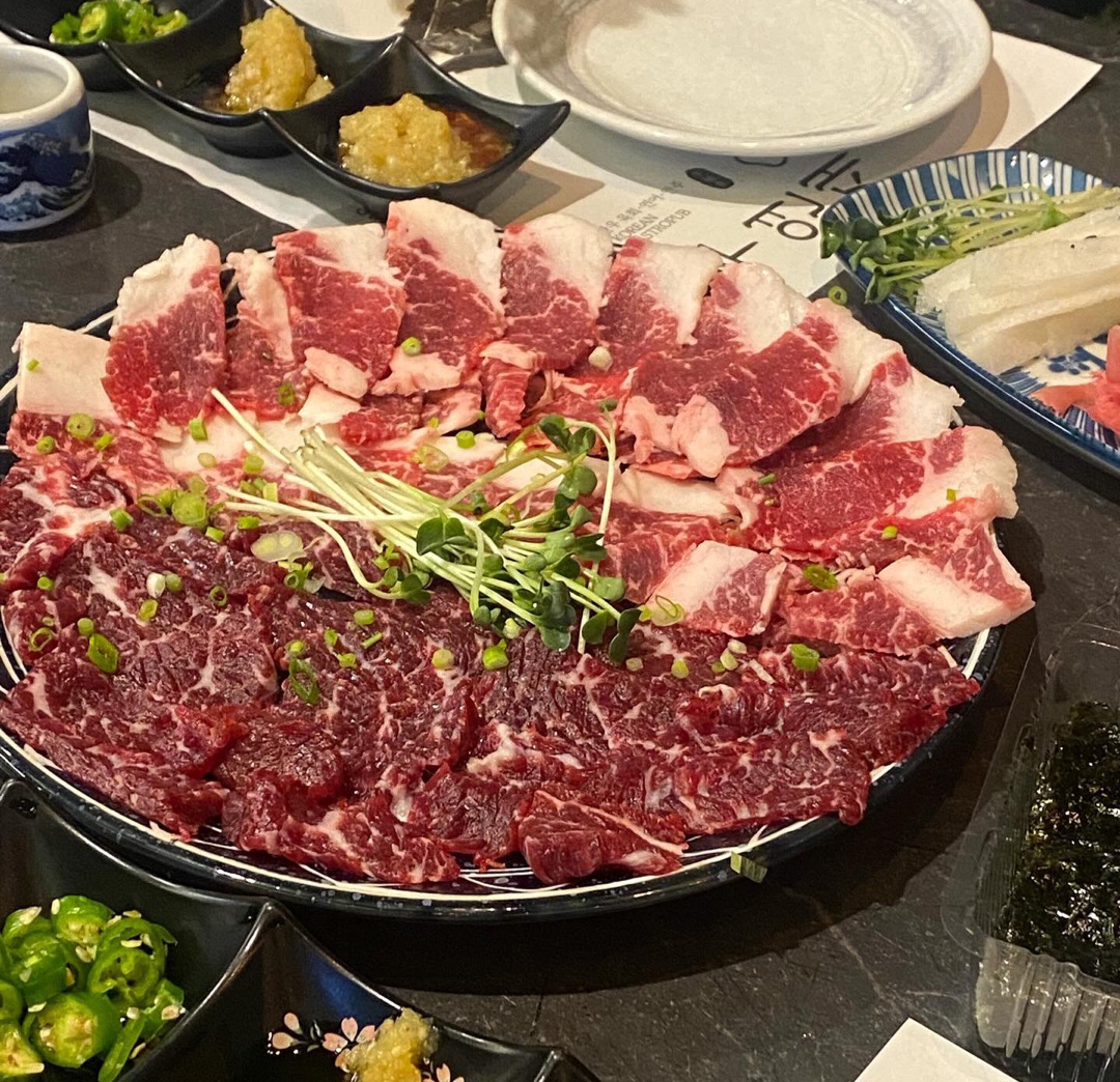 뭉티기 + 차돌박이 사시미