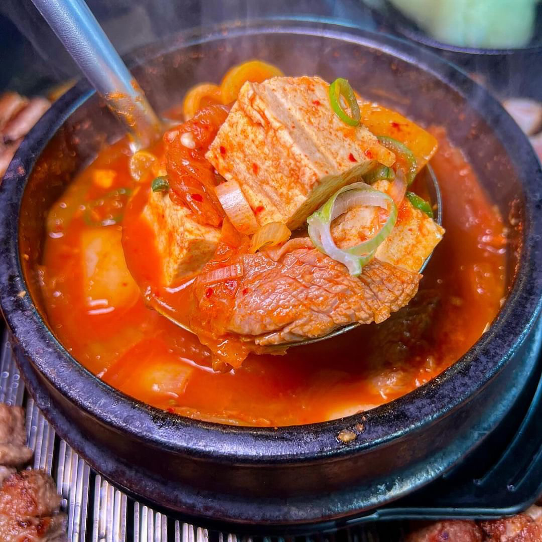 인생돼지 대표 이미지