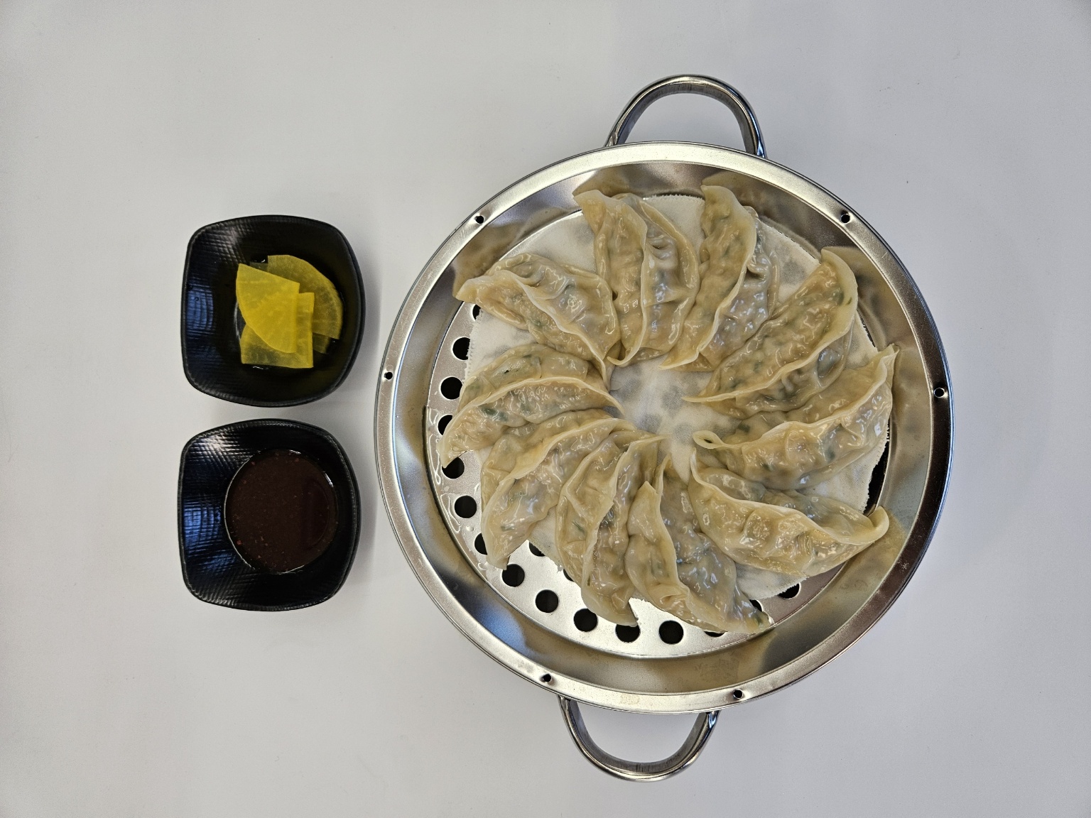 숲속 밀면_칼국수