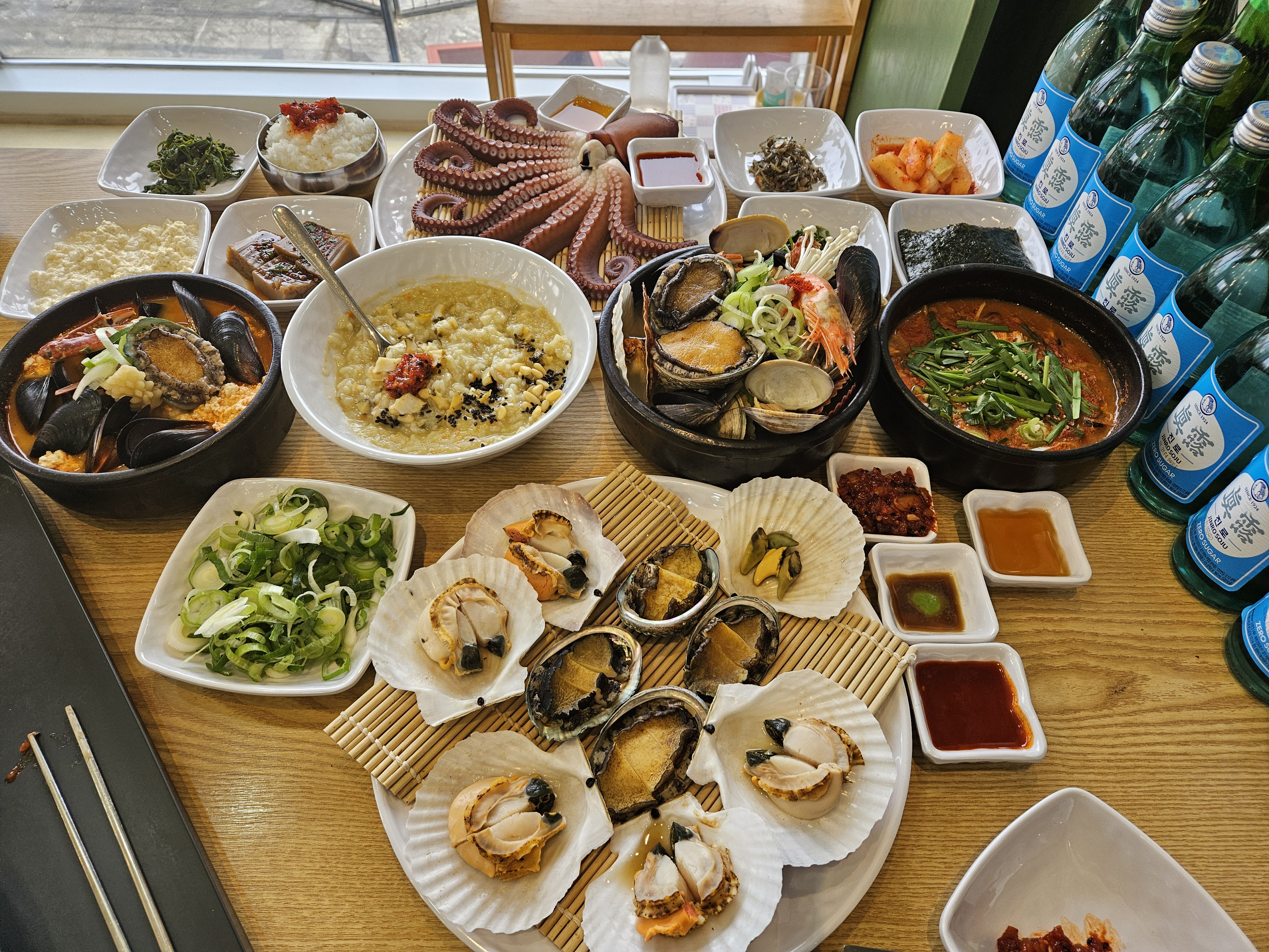 팔도전복해물뚝배기