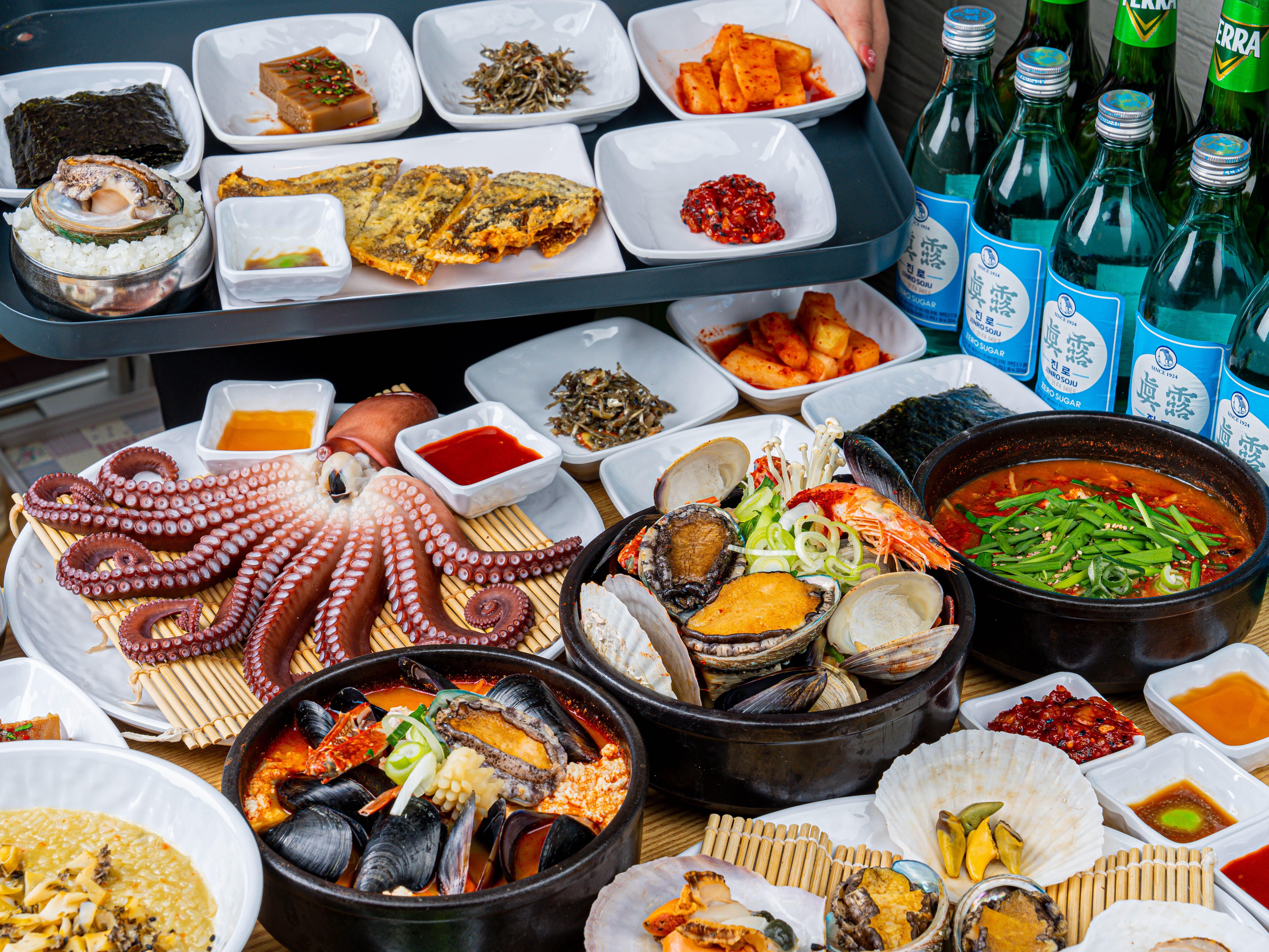 속초팔도전복해물뚝배기