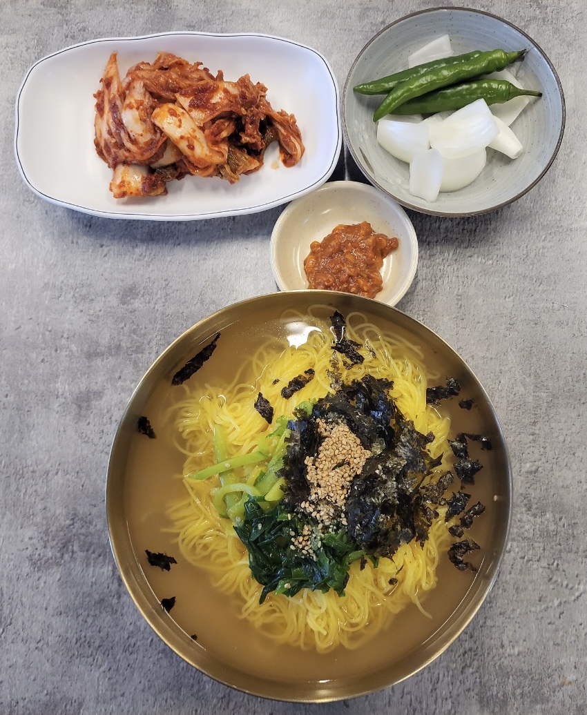 명품국수