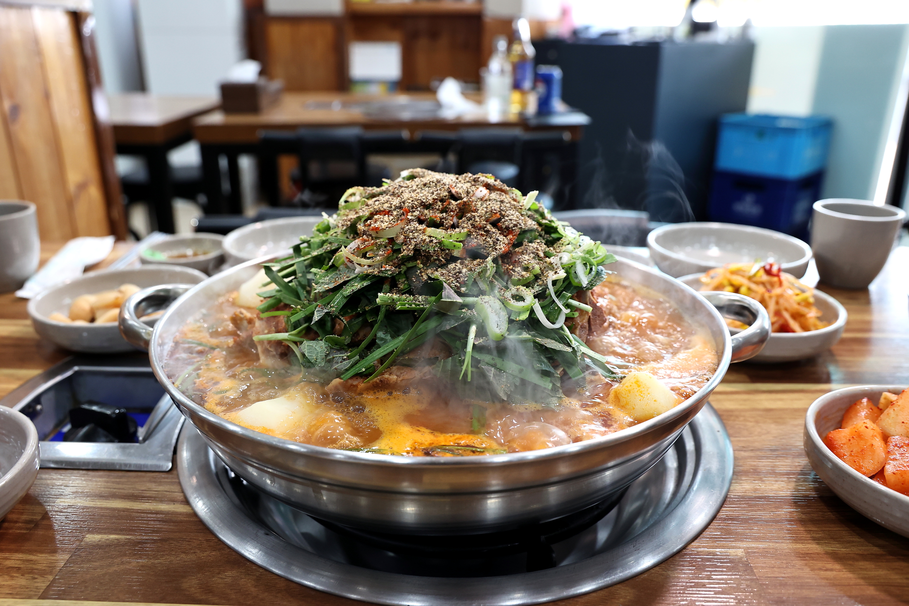 푸짐한감자탕