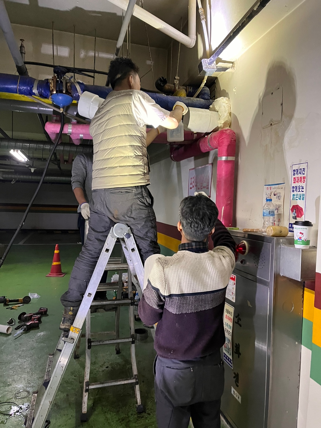 24하수구막힘싱크대막힘배관막힘변기막힘누수탐지역류막혔을때