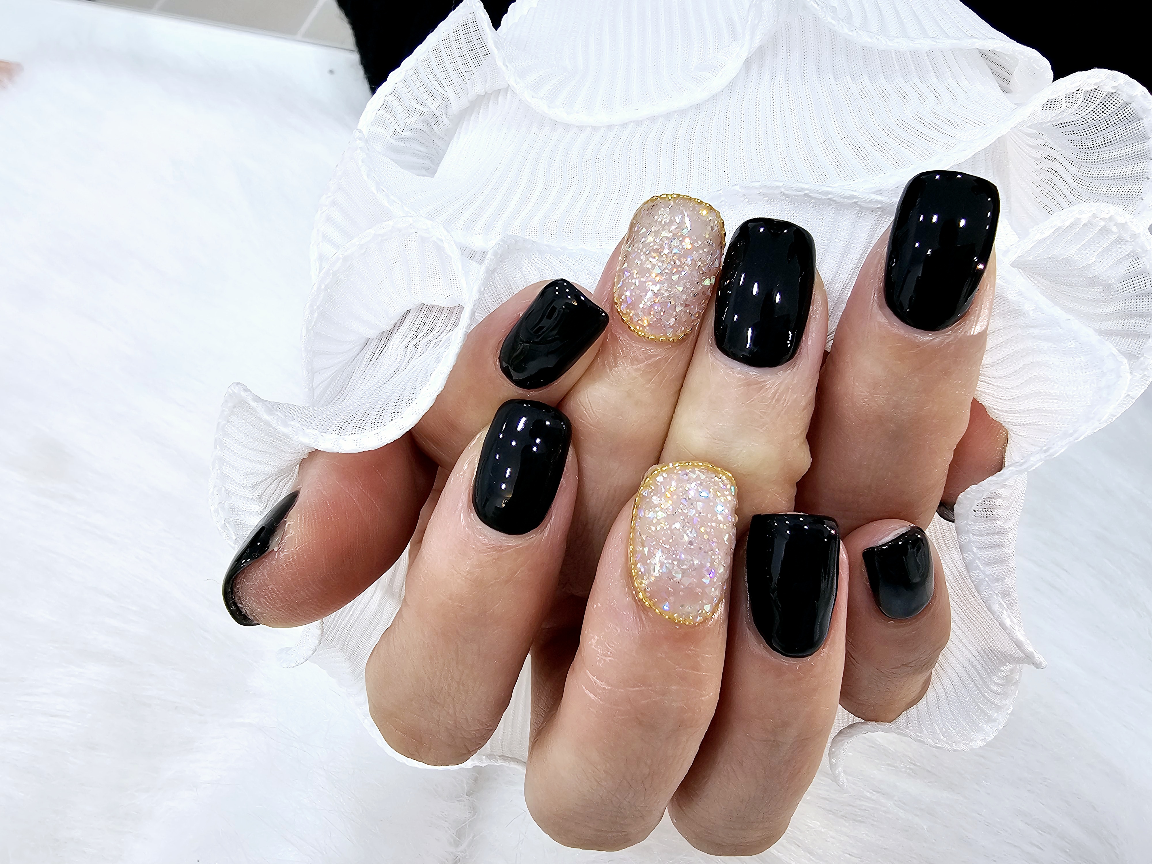 네일아띠