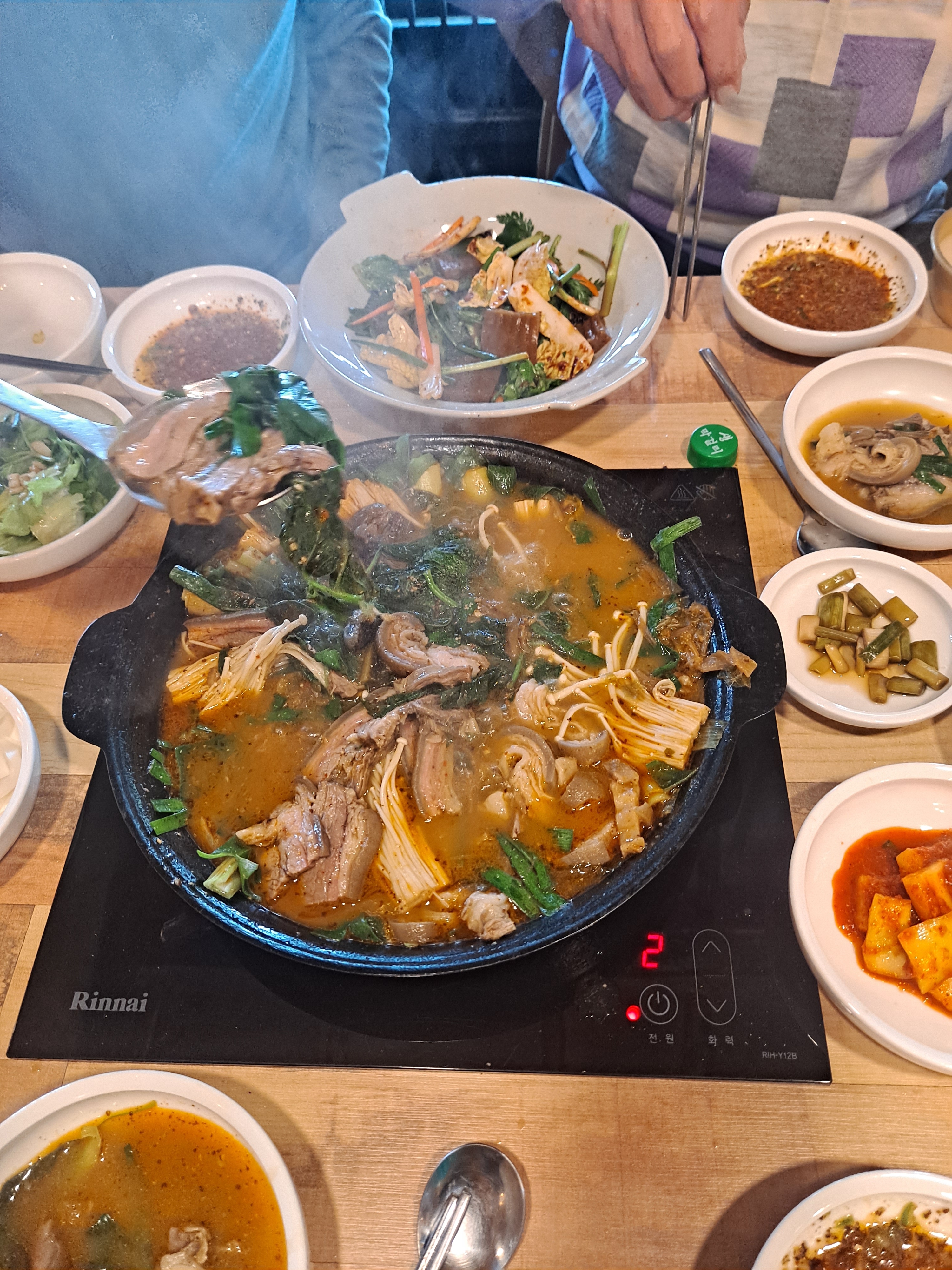 도원흑염소요리전문점