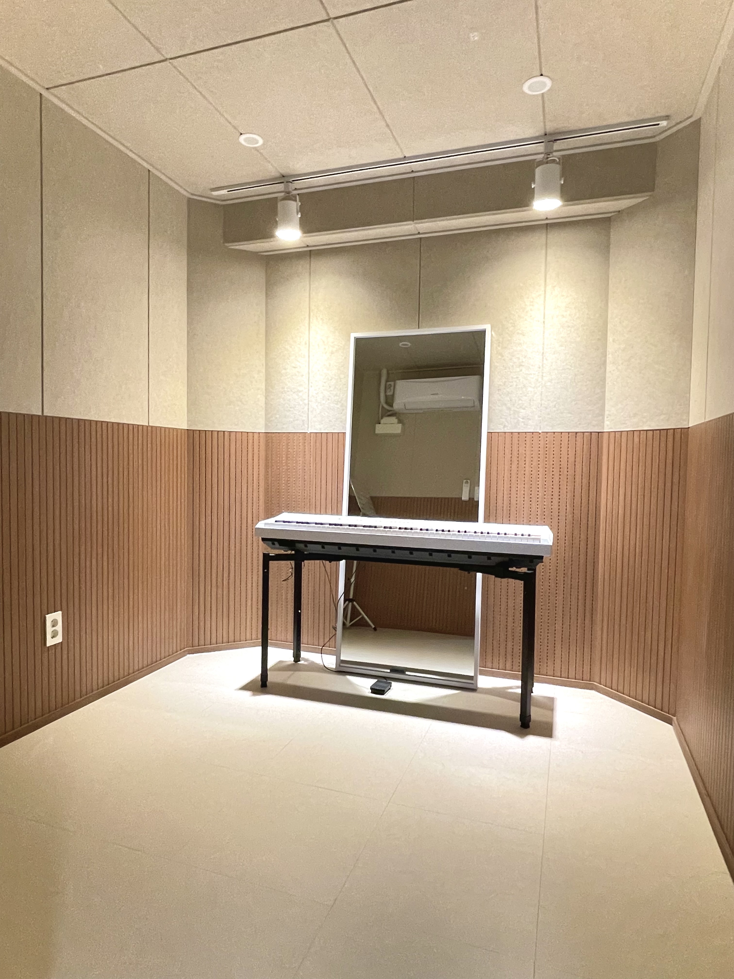 2번째 스튜디오 사진