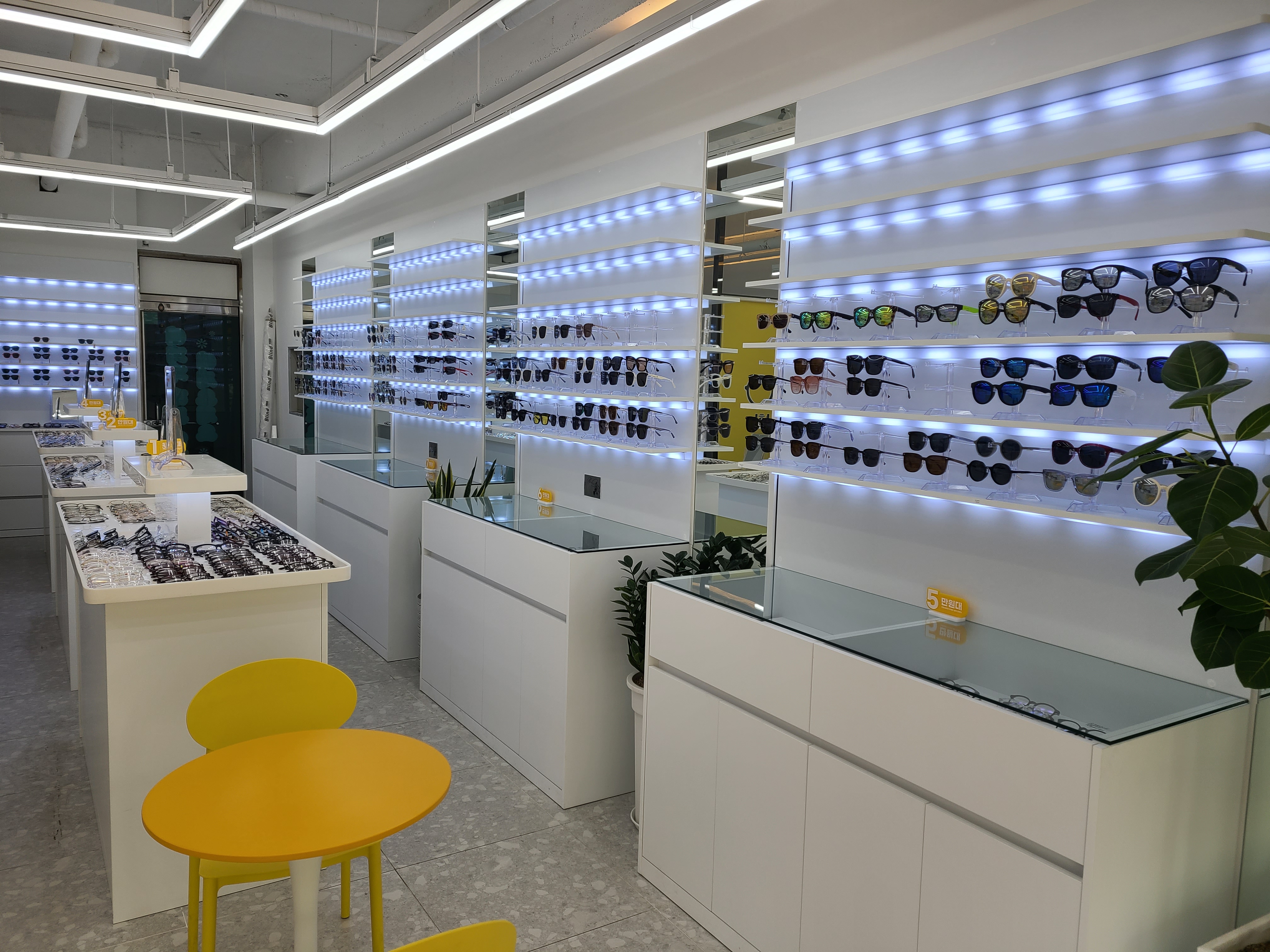 글라스홀릭 대표 이미지