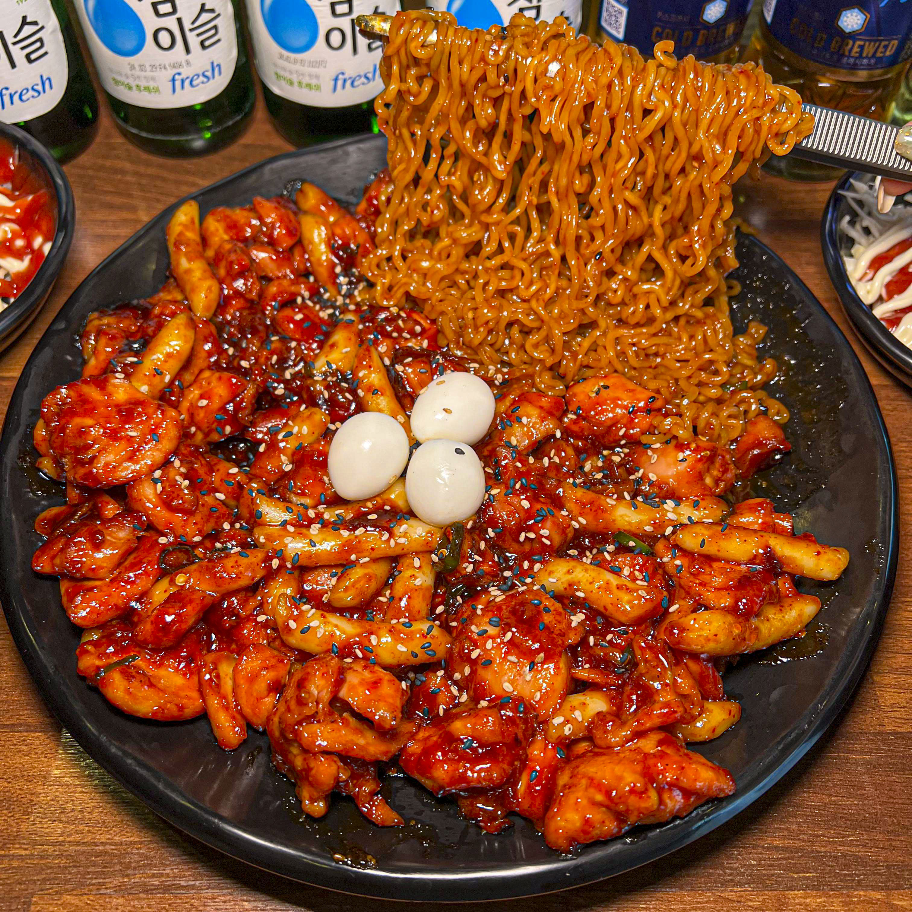 꼬꼬아찌 숯불치킨 강남점