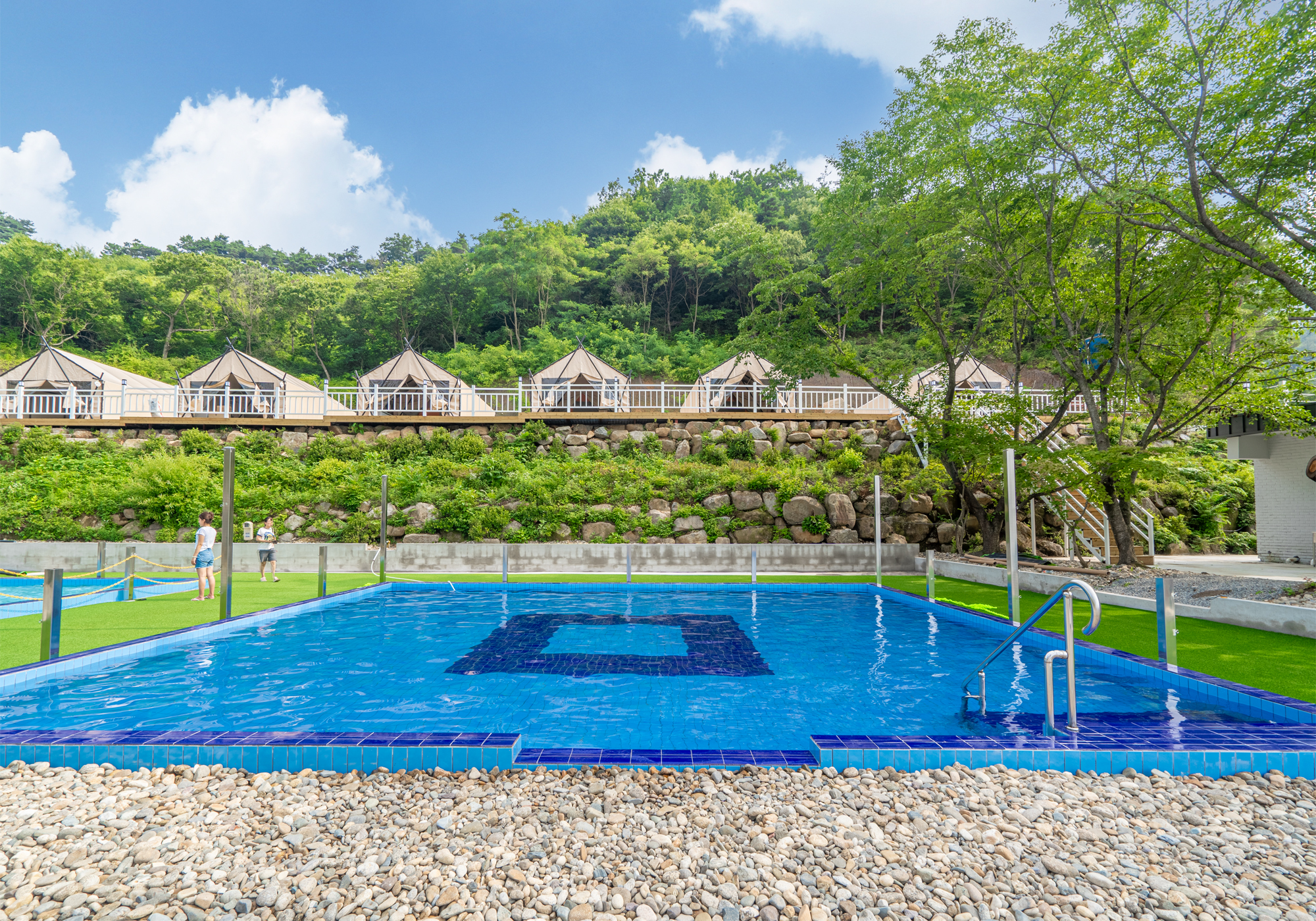 산청프리미엄캠핑장