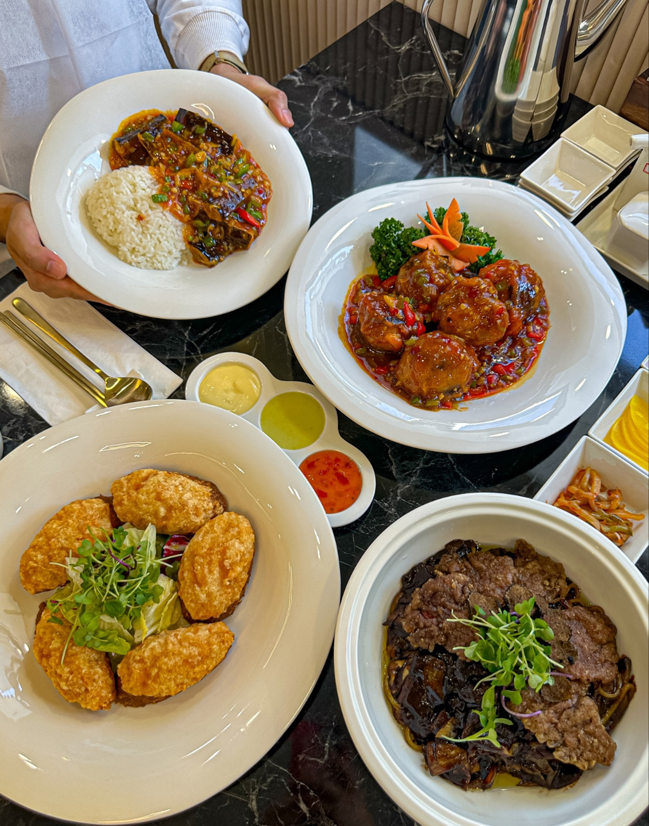 만향121 정통중화요리전문점