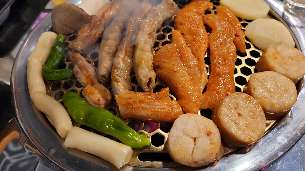 육짝 호매실점
