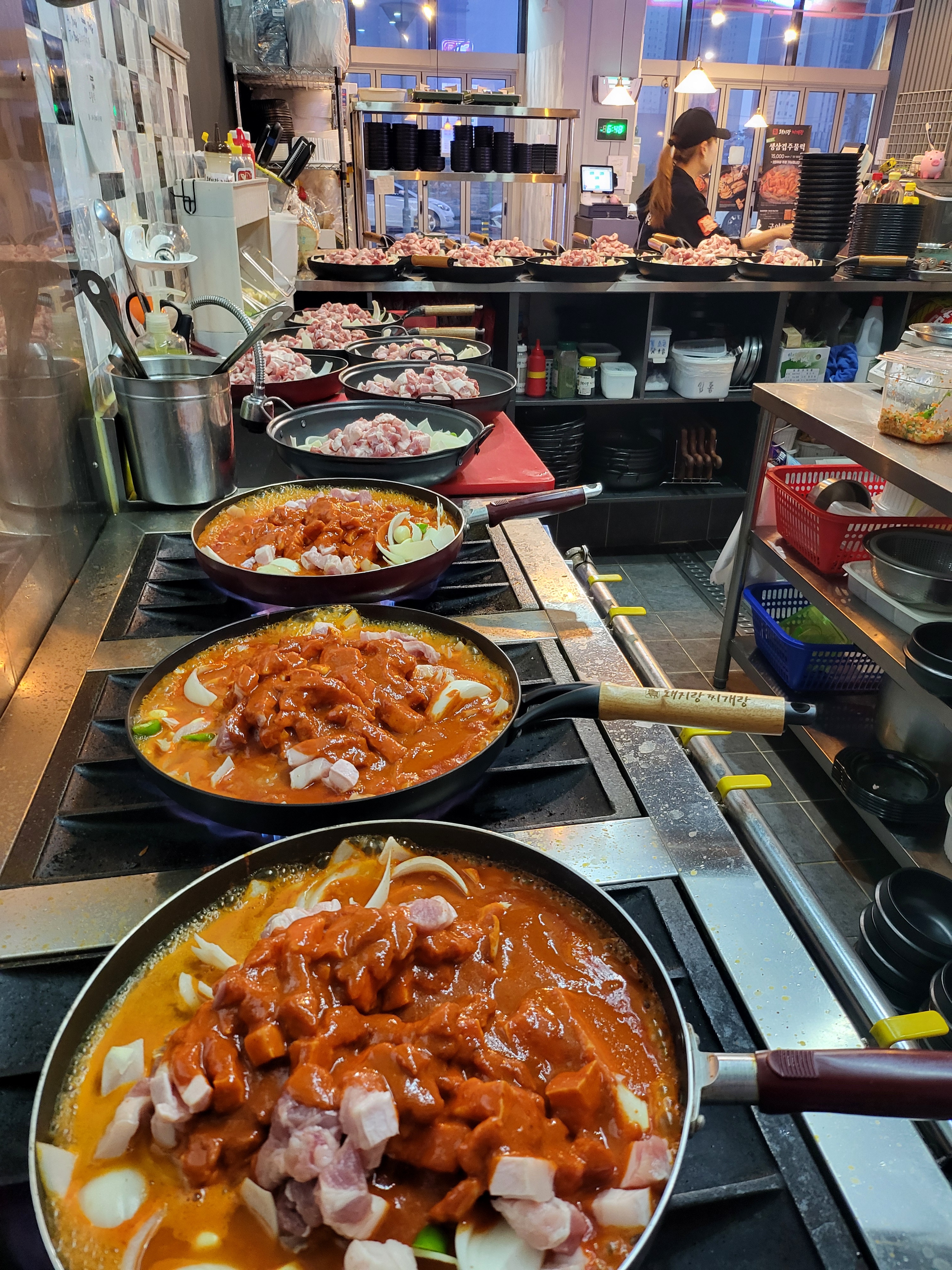 돼지랑찌개랑 인하대역점