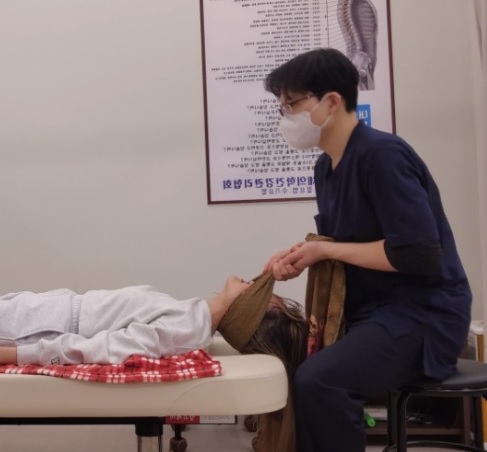 영등포 유약손 신체교정 마사지 photo 4