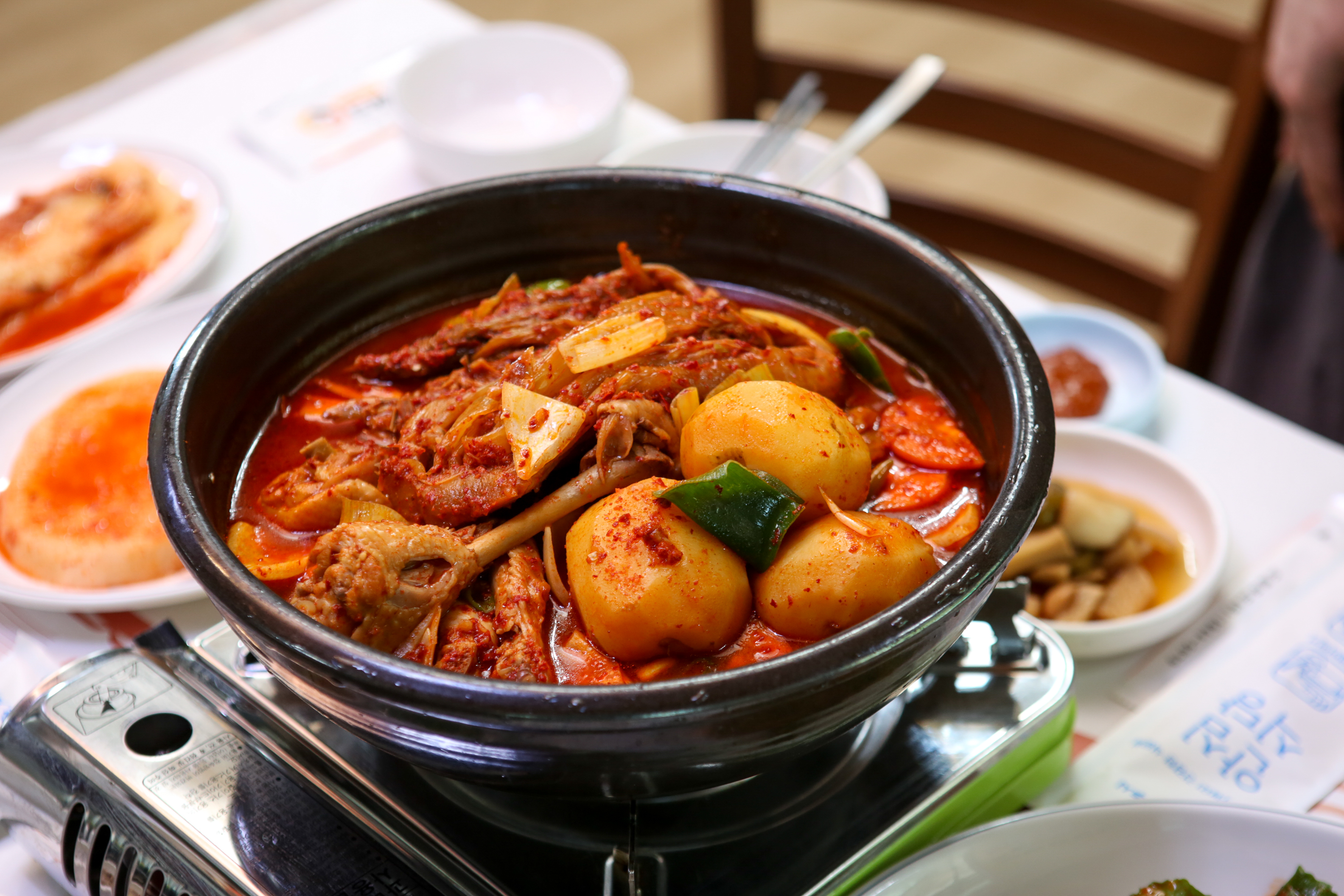 토종닭 묵은지 닭볶음탕