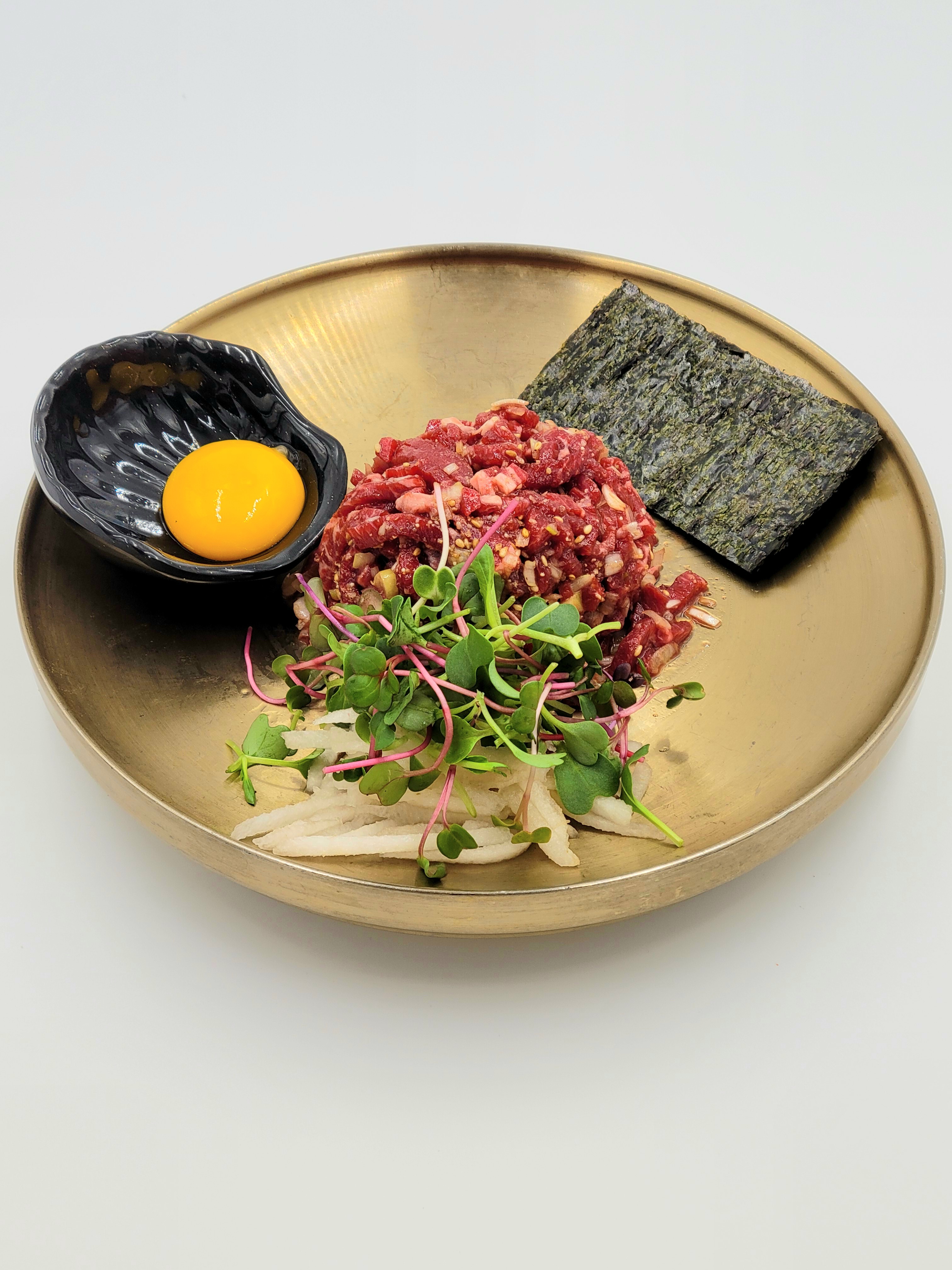투뿔한우육회 (160g)