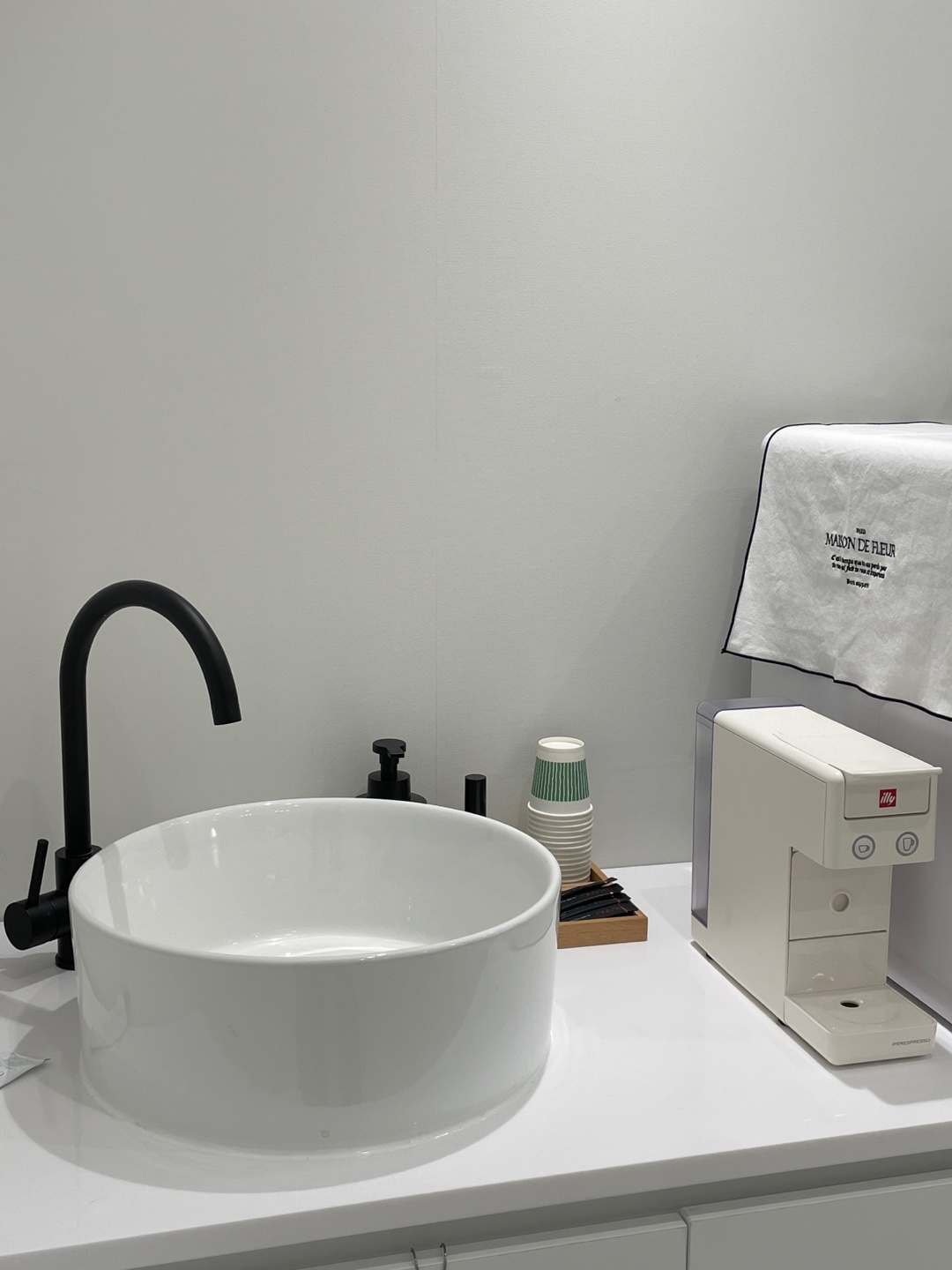 무화스튜디오 브로우바 다산눈썹왁싱&속눈썹펌 대표 이미지