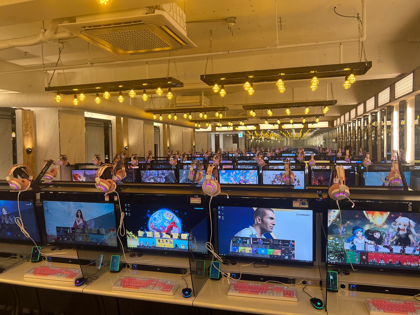 레드포스PC아레나 잠실새내점