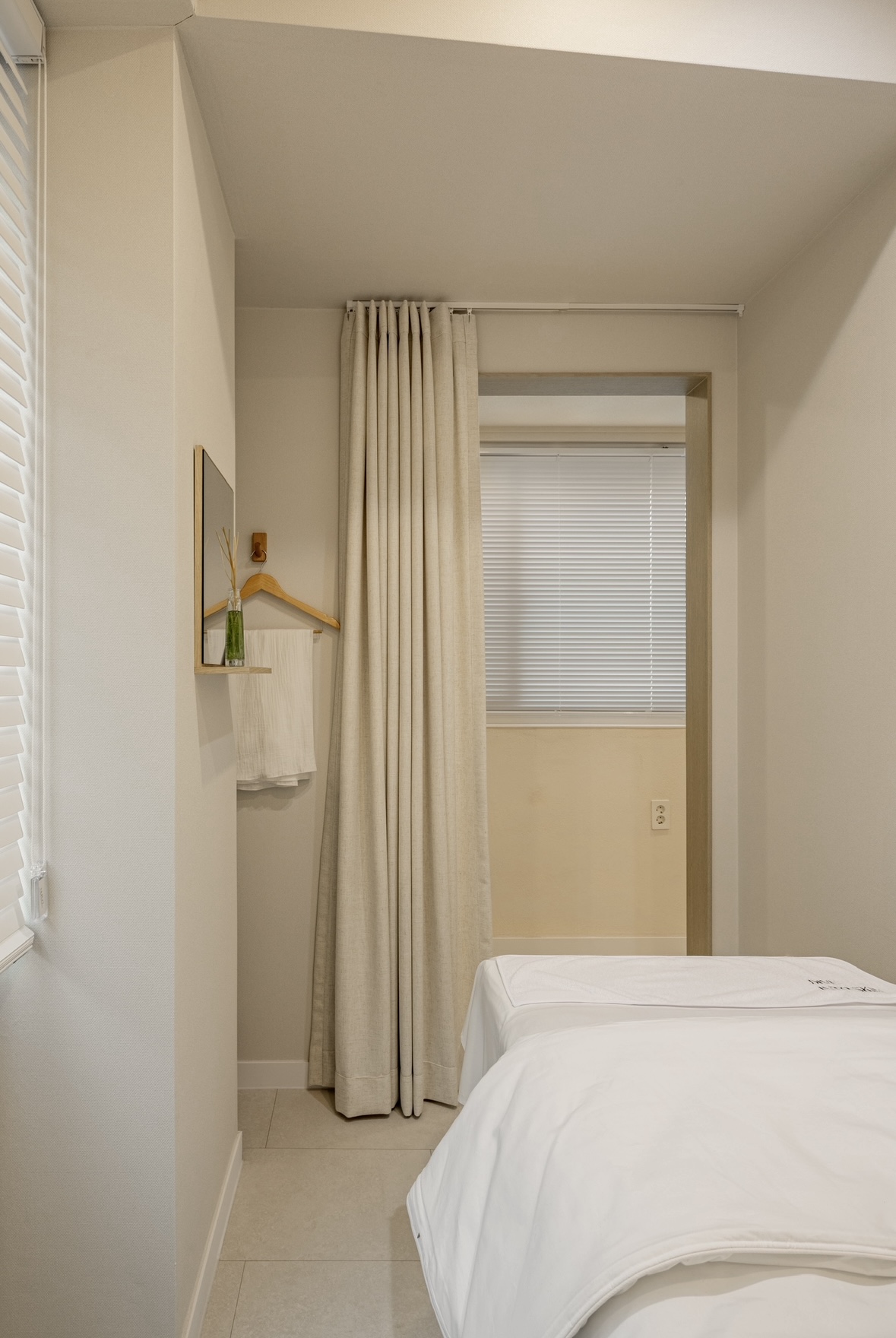 다이브인투스킨 대표 이미지